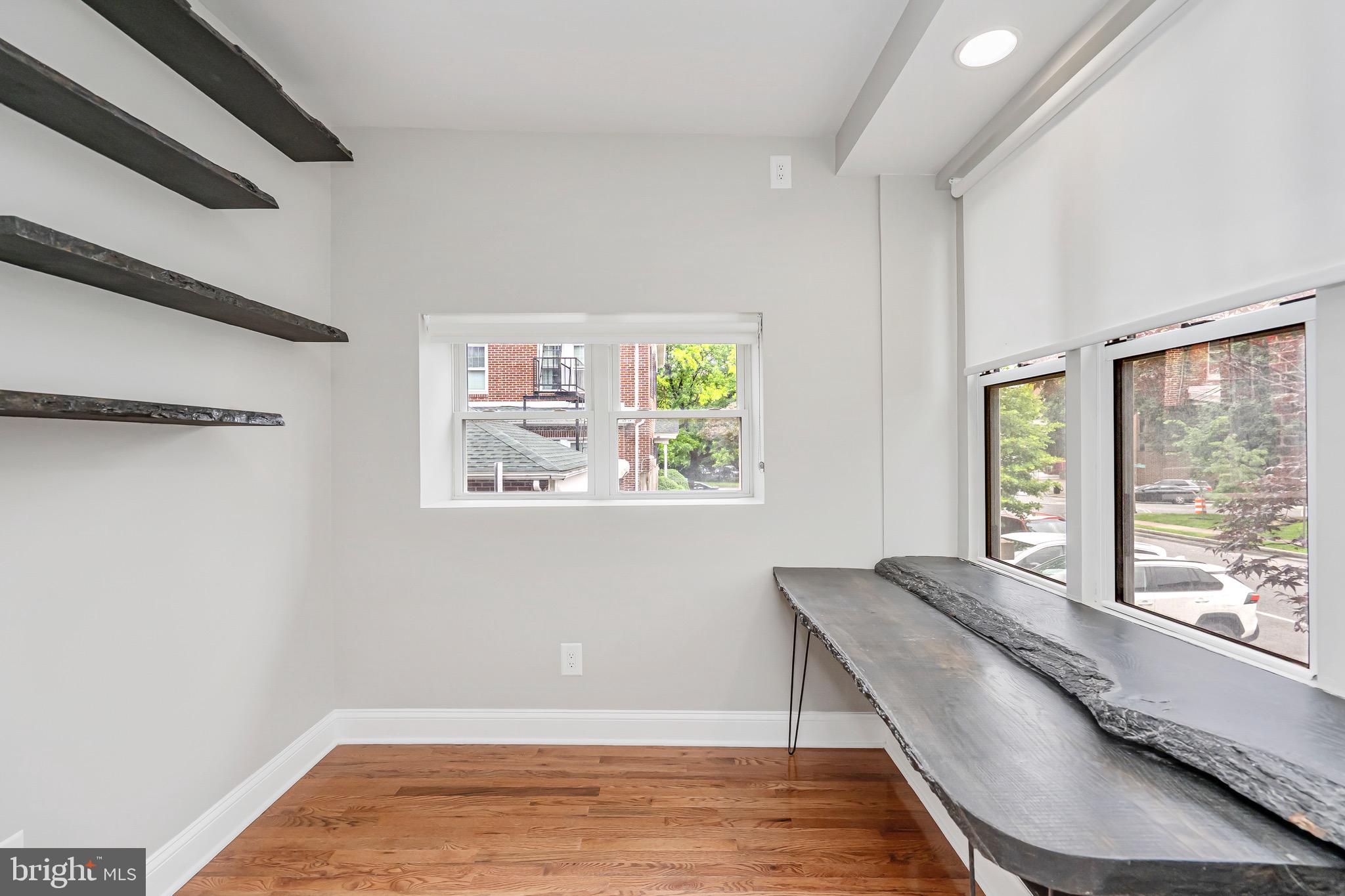 HOMEWOOD - Residential