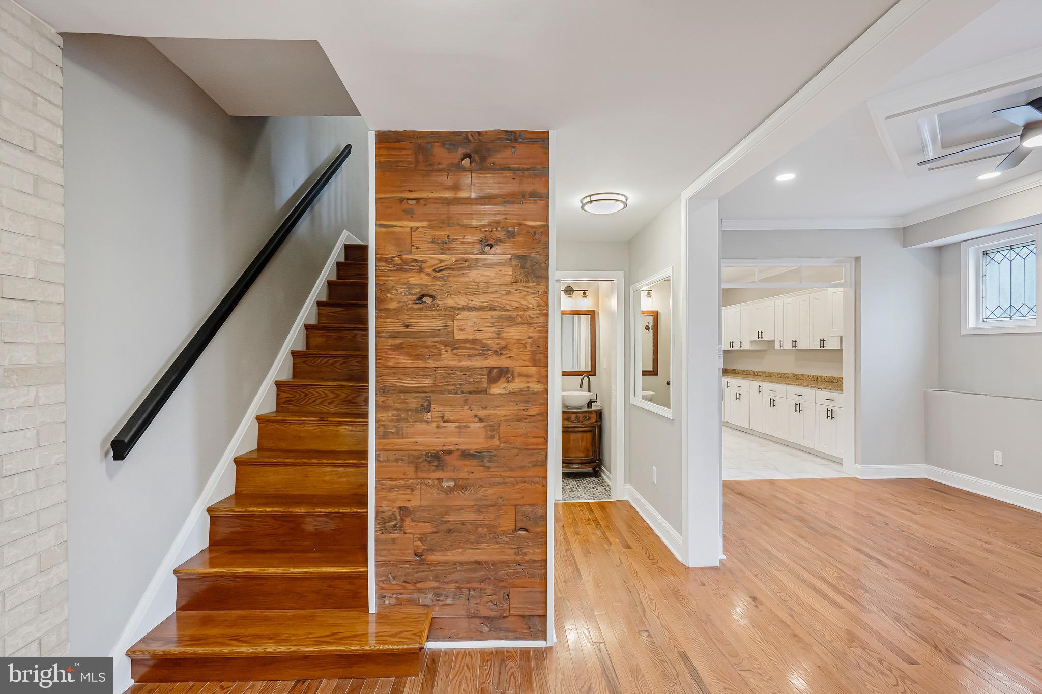 HOMEWOOD - Residential