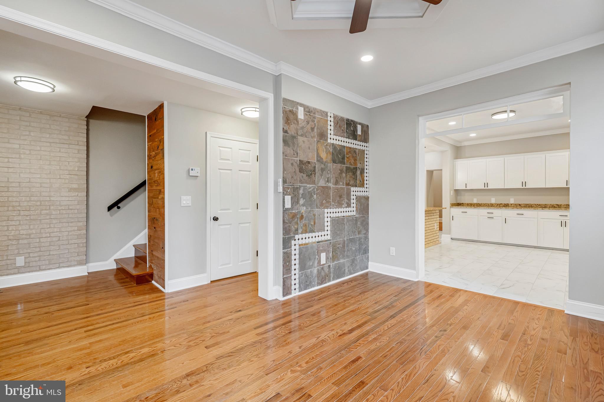 HOMEWOOD - Residential