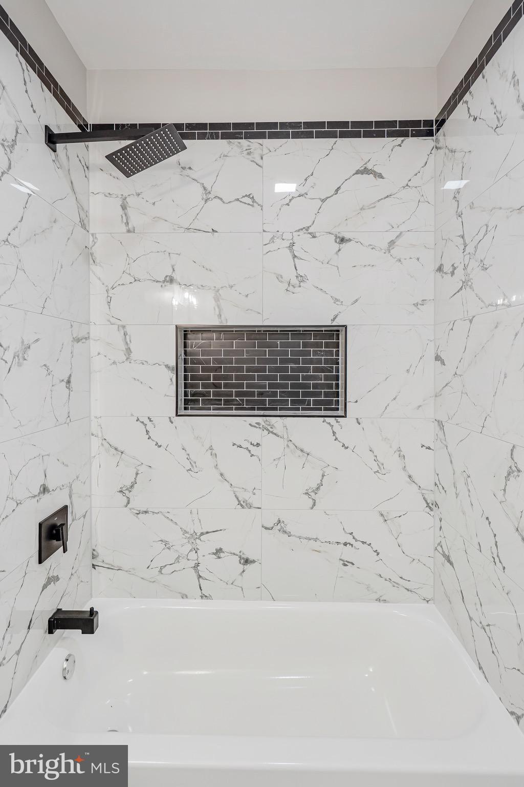 HOMEWOOD - Residential