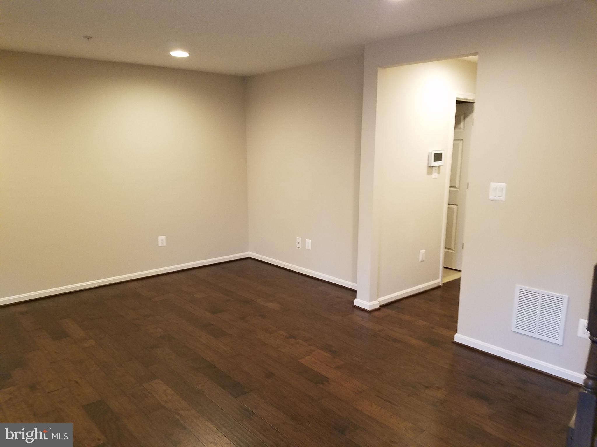 BUCKINGHAM - Residential Lease