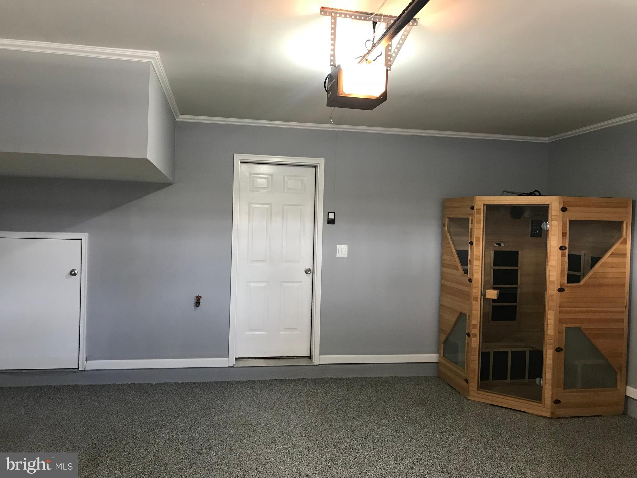 BUCKINGHAM - Residential Lease