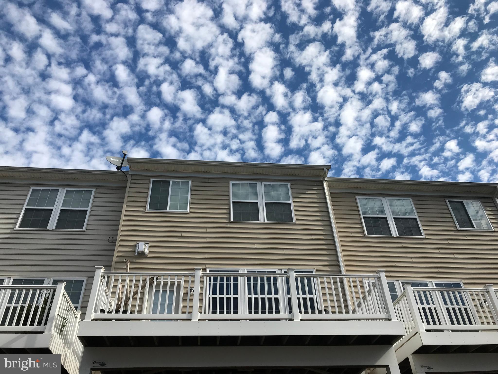 BUCKINGHAM - Residential Lease