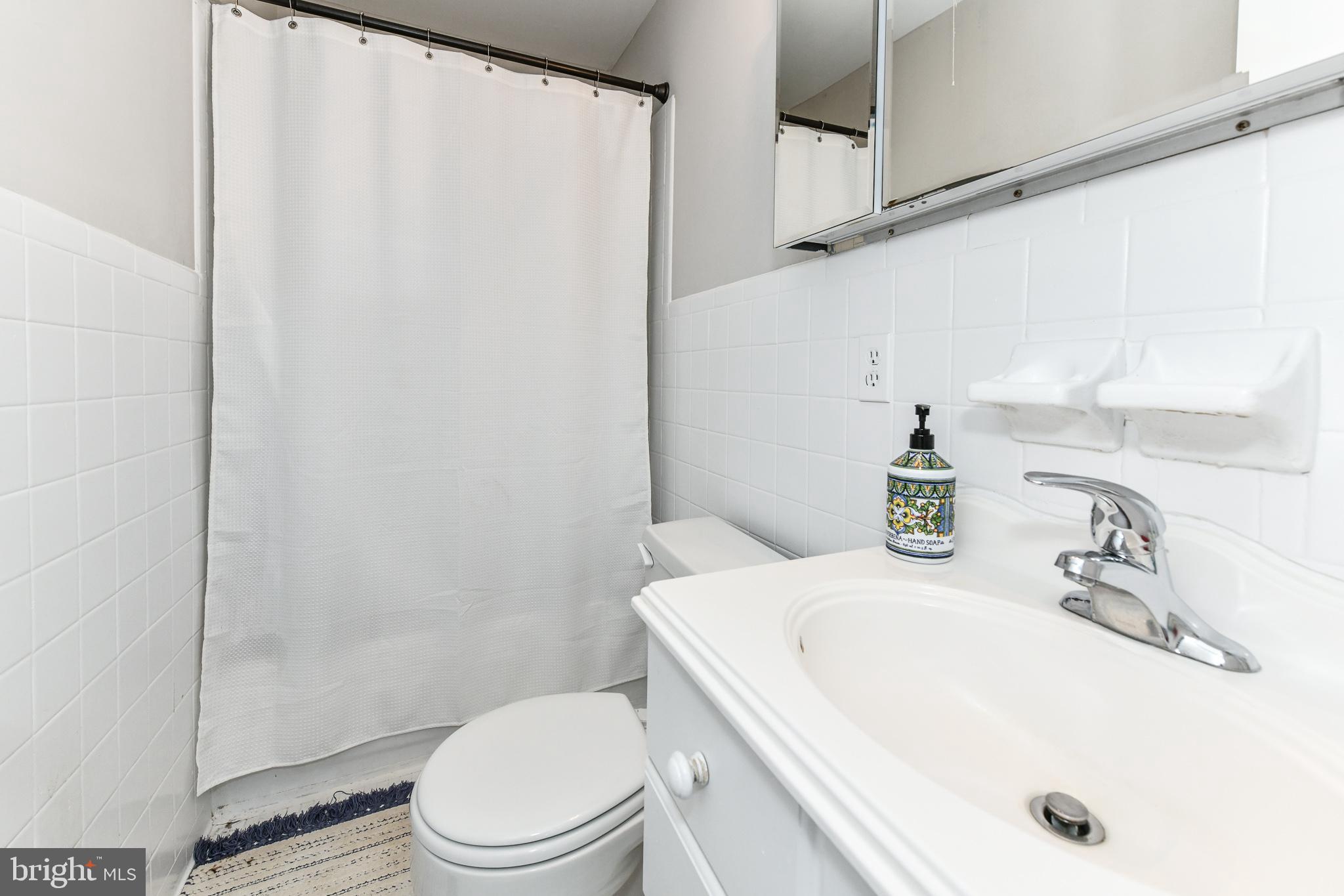 ARLINGTON FOREST - Residential Lease