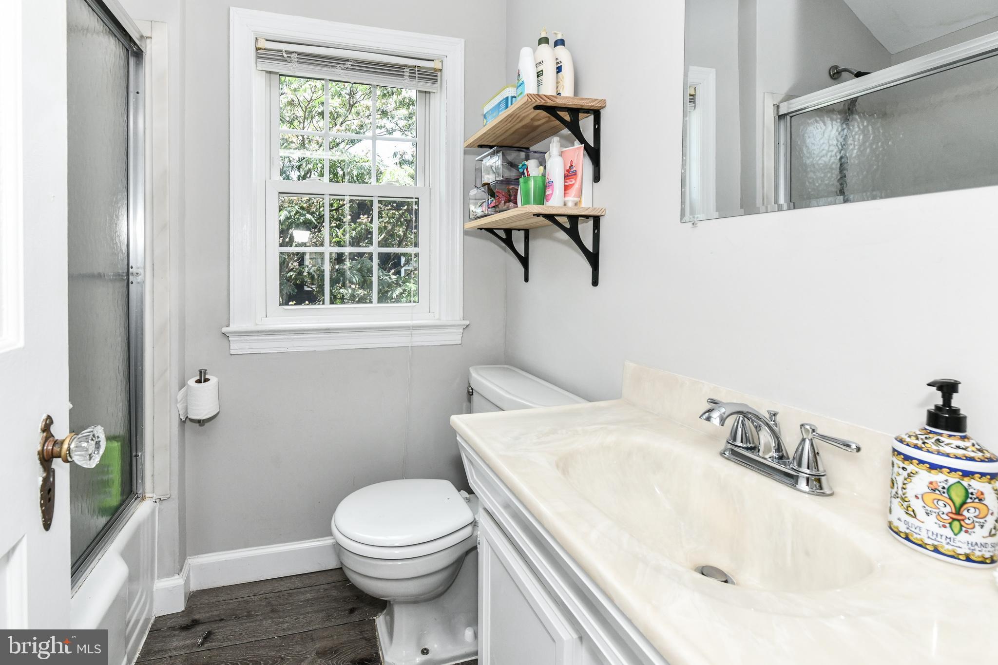 ARLINGTON FOREST - Residential Lease