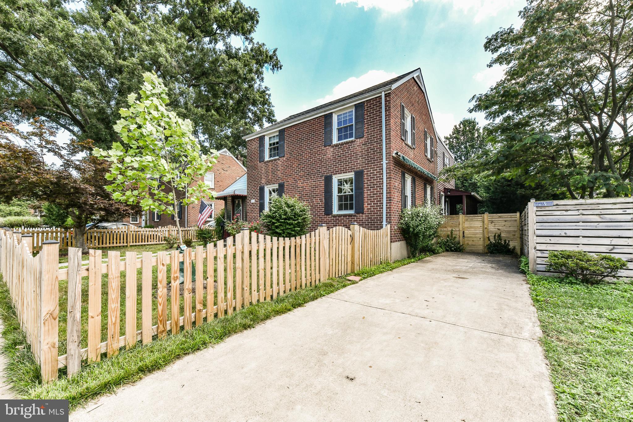 ARLINGTON FOREST - Residential Lease