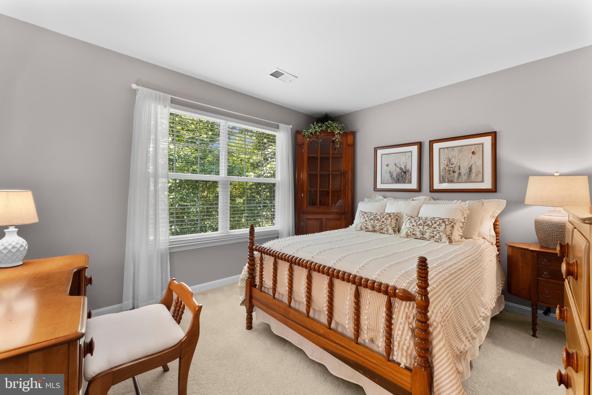 SOUTH WALES - Residential