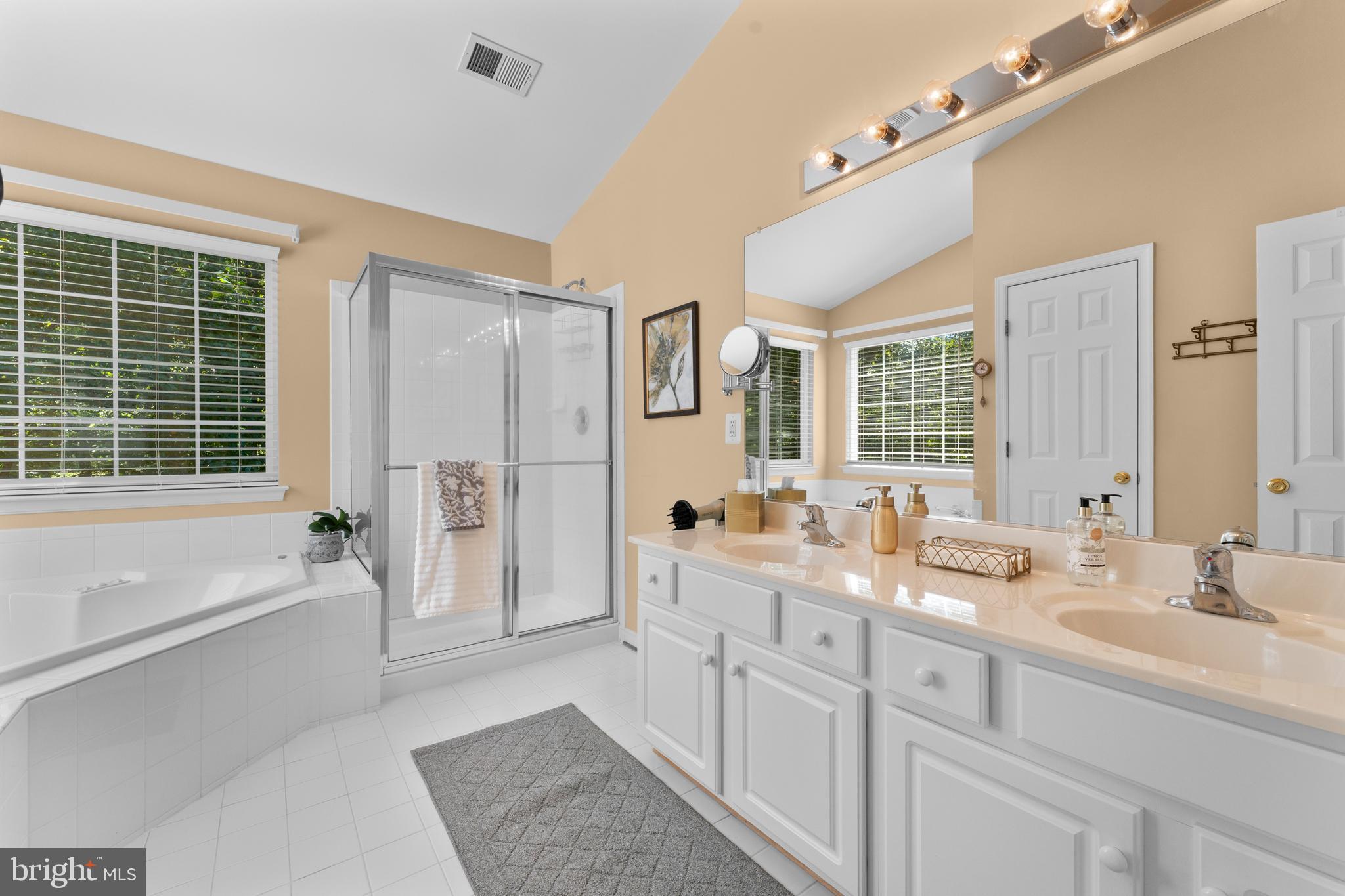 SOUTH WALES - Residential