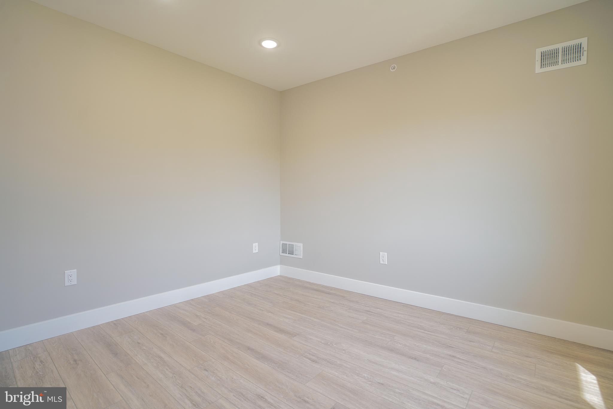BREWERYTOWN - Residential Lease
