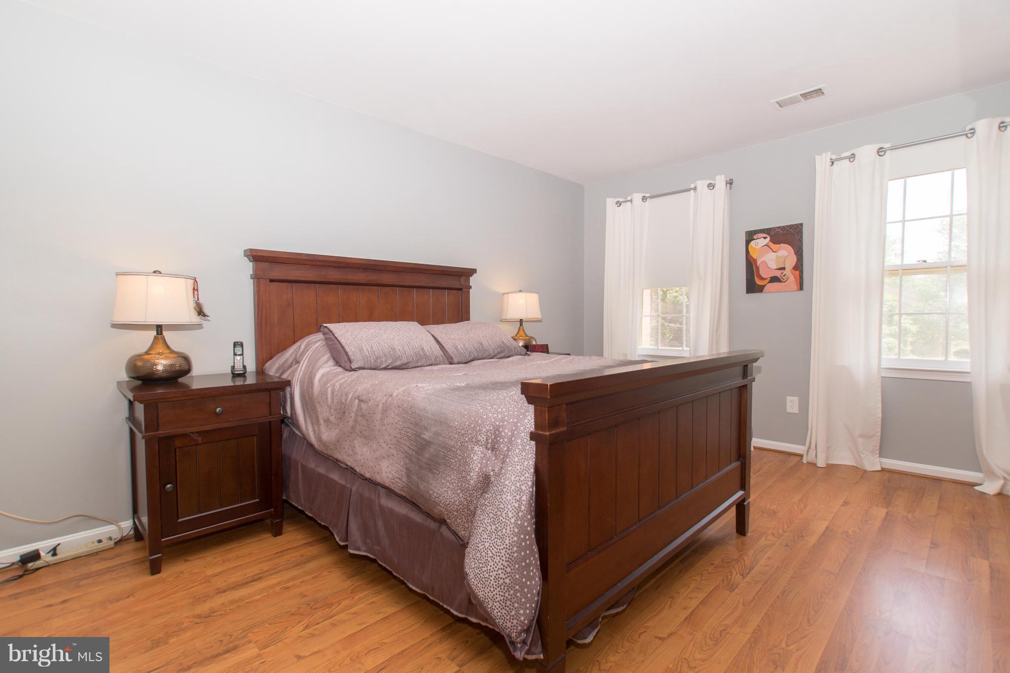 WOODLYNNE COMMUNITY - Residential