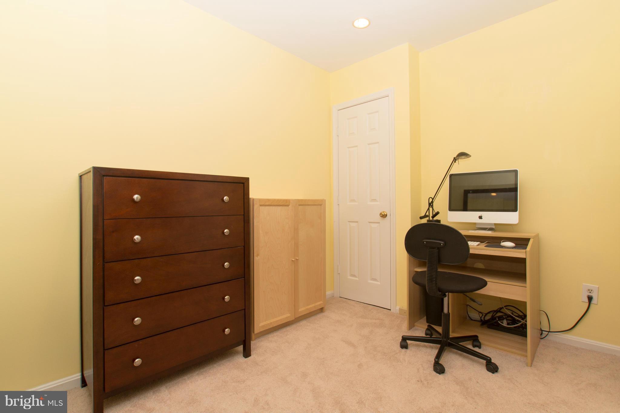 WOODLYNNE COMMUNITY - Residential