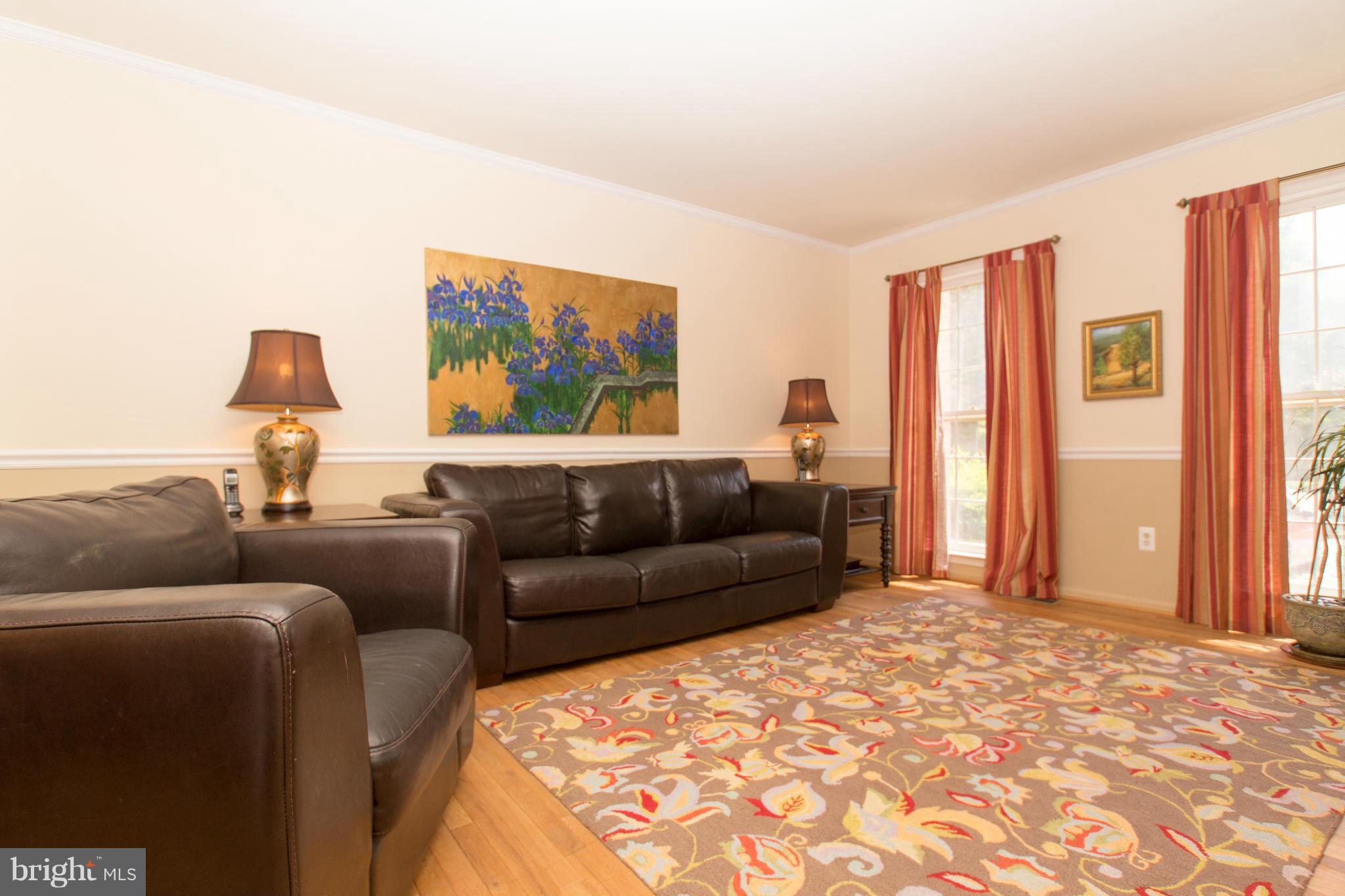 WOODLYNNE COMMUNITY - Residential