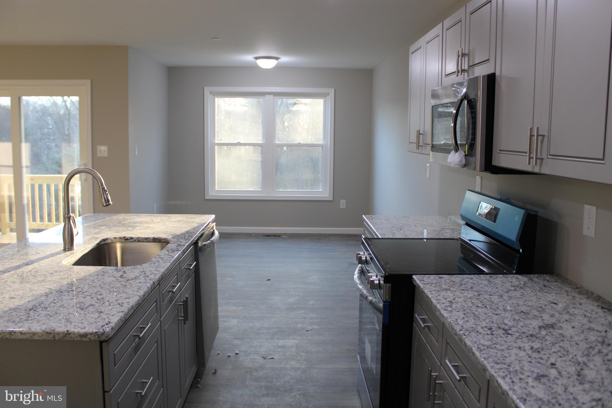 CLOVER MEADOWS - Residential