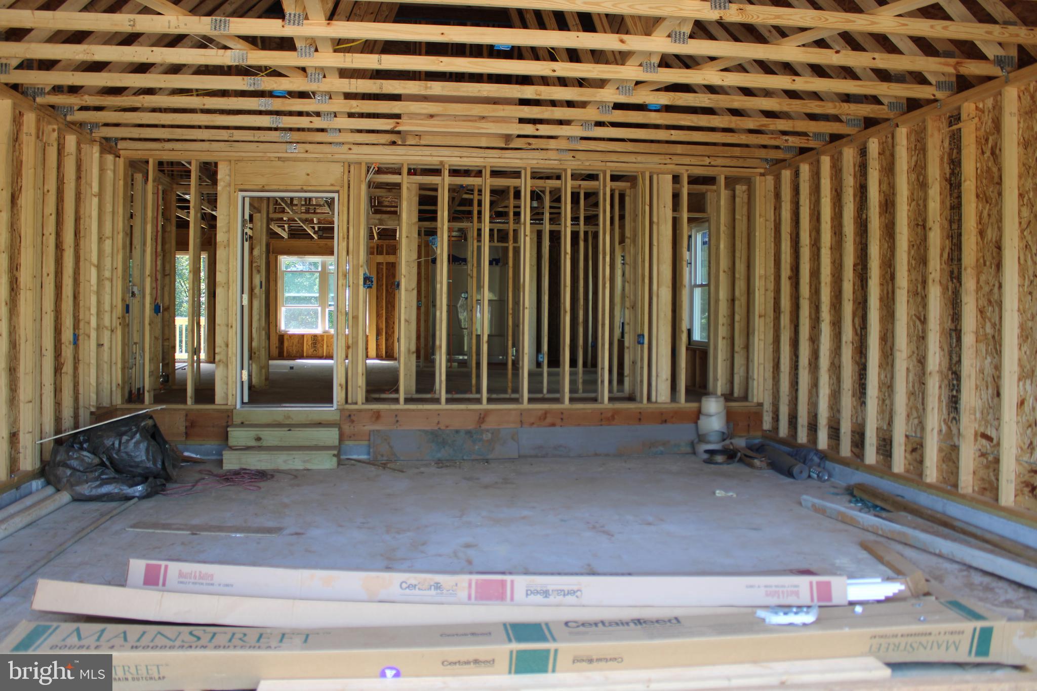 CLOVER MEADOWS - Residential