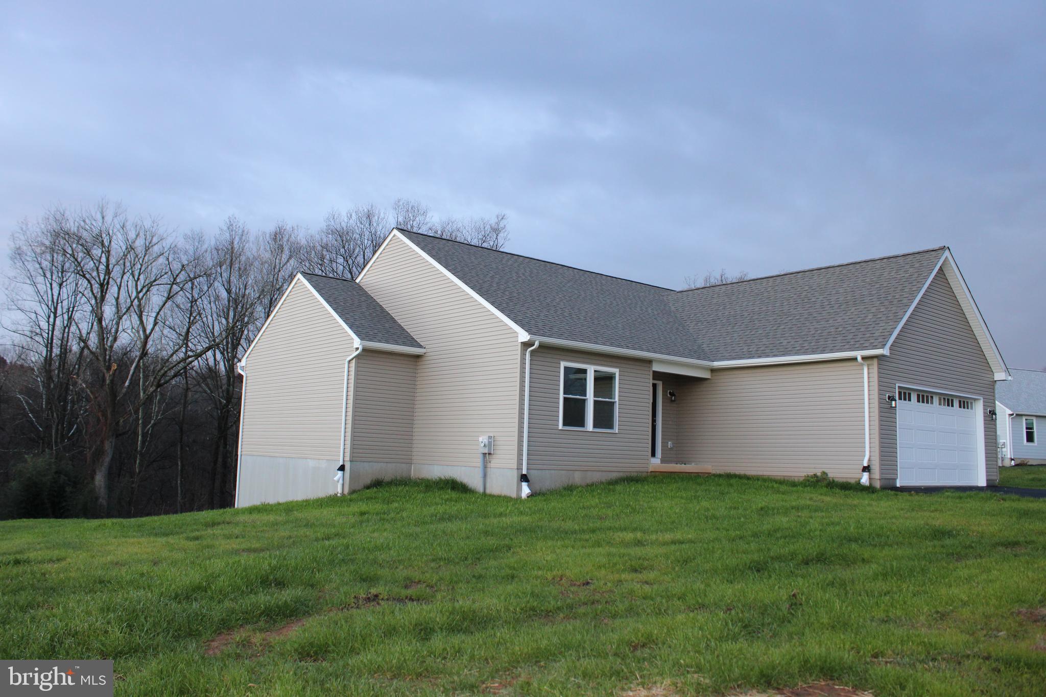 CLOVER MEADOWS - Residential