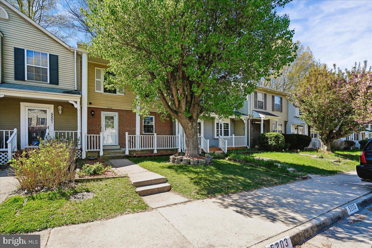 GLENDALE - QUEENSDALE - Residential