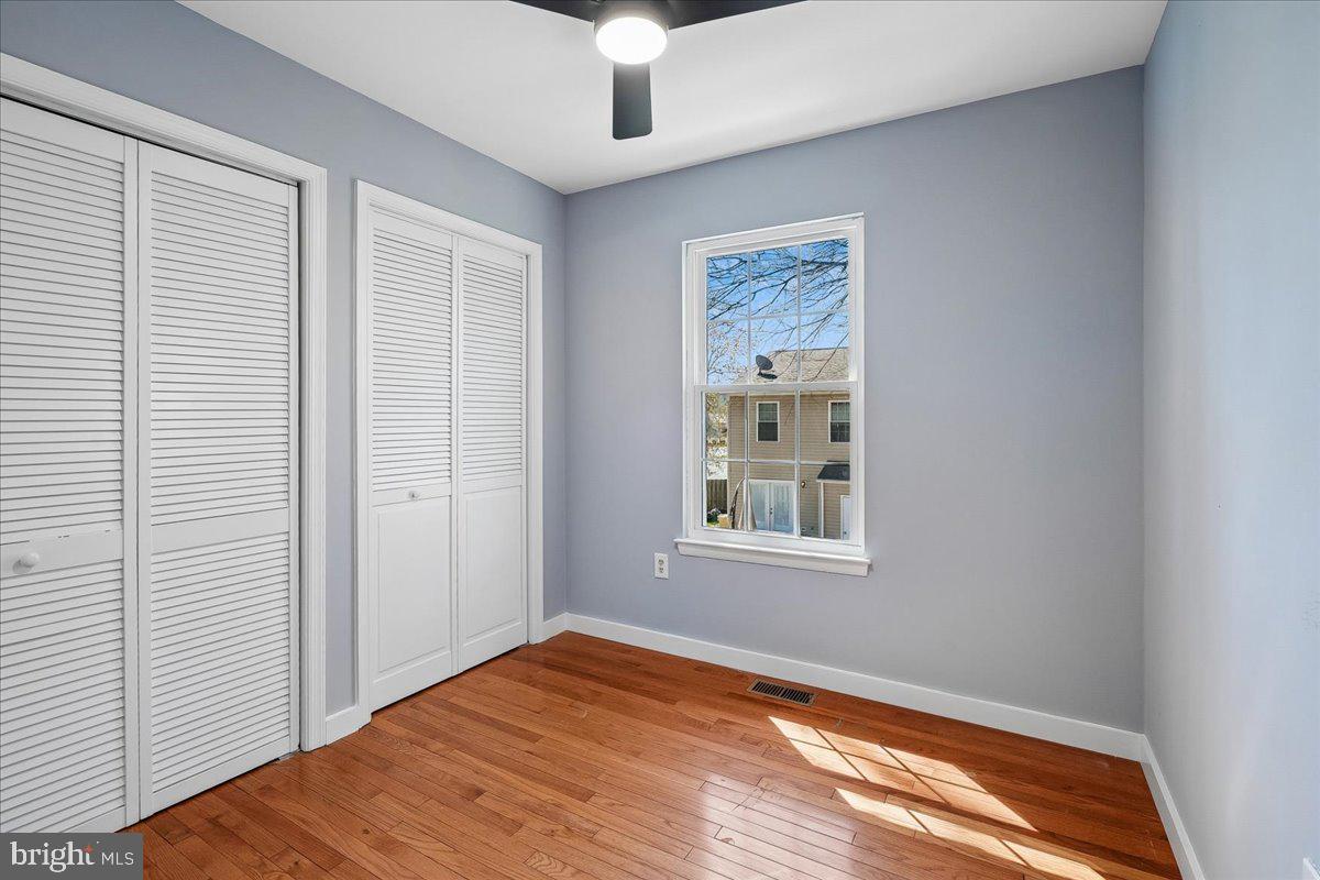 GLENDALE - QUEENSDALE - Residential