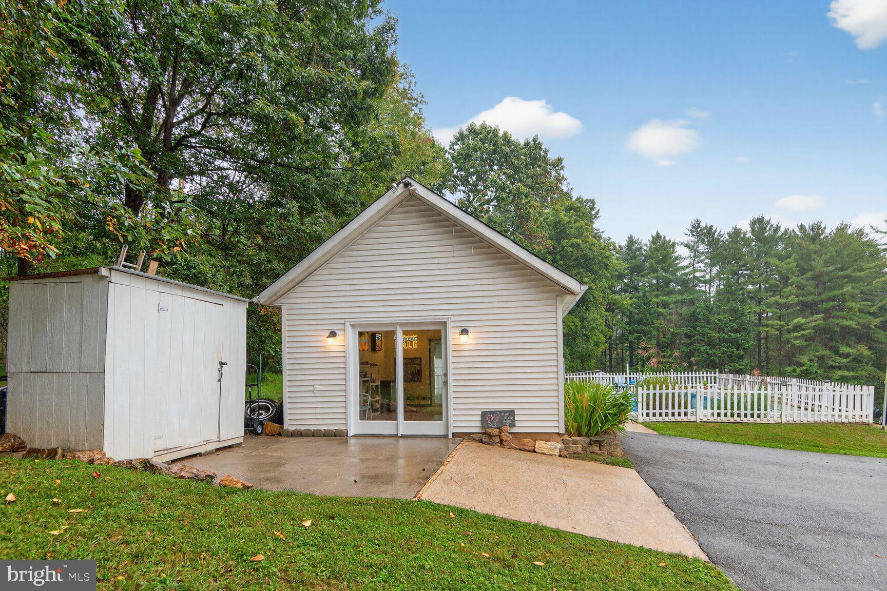 4614 LONDON BRIDGE RD