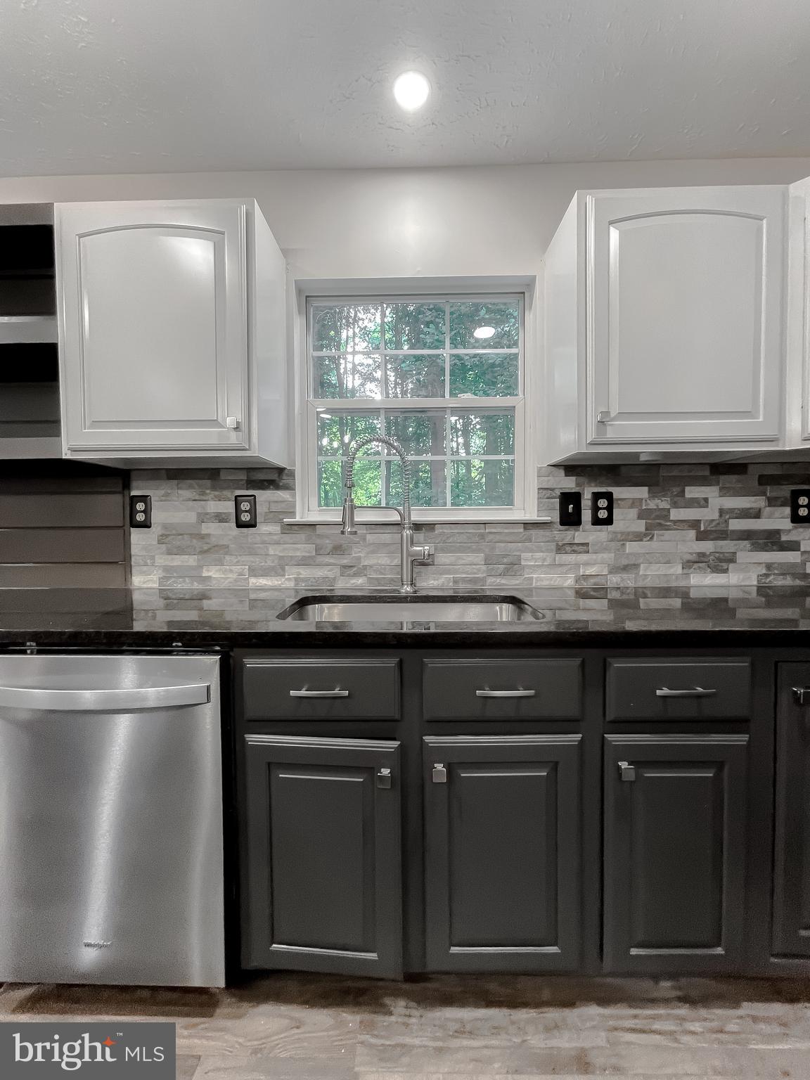 CRESCENT RUN - Residential