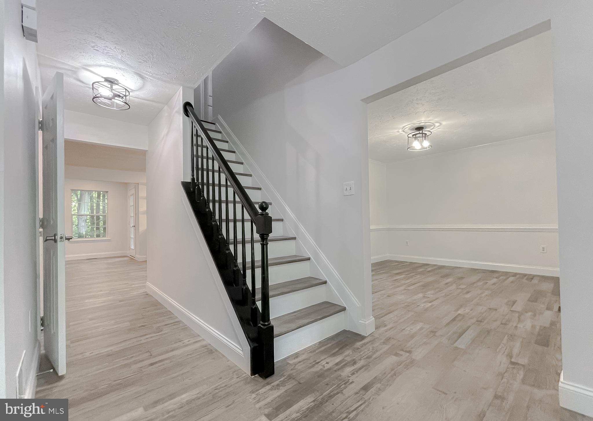 CRESCENT RUN - Residential