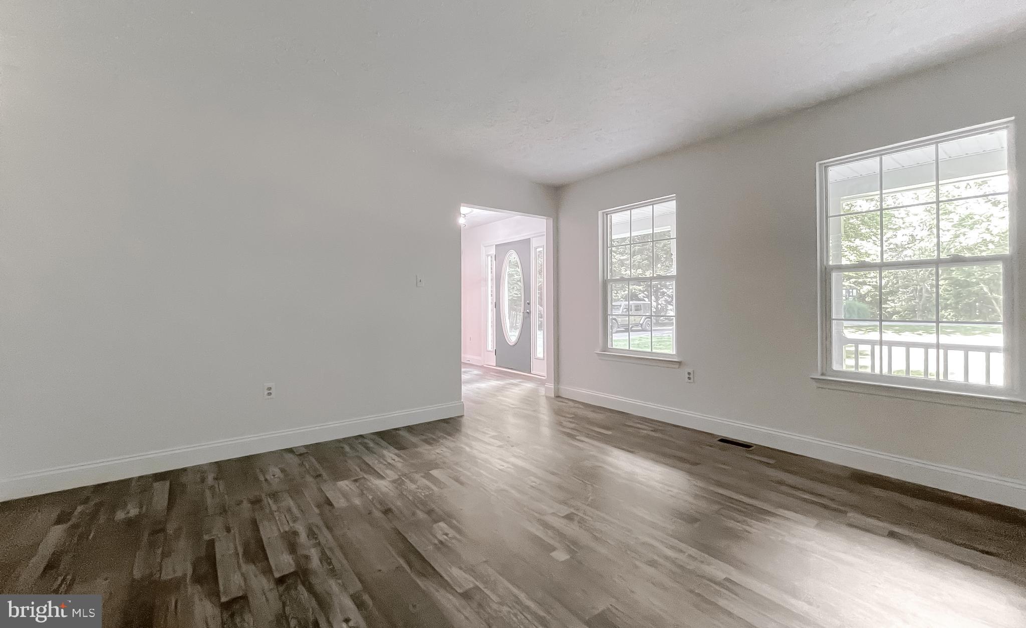 CRESCENT RUN - Residential