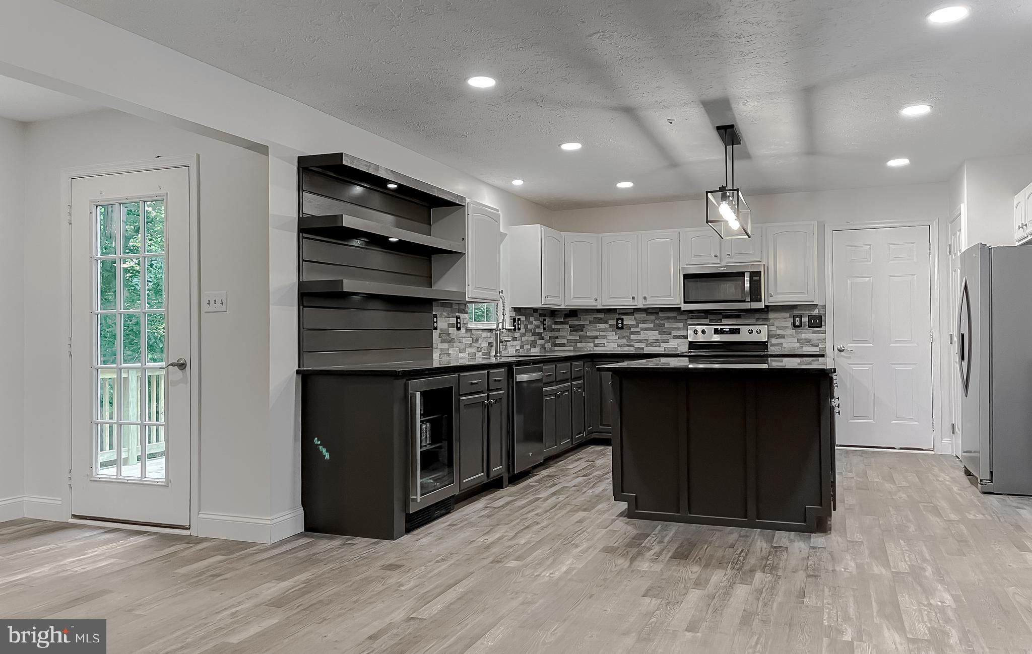 CRESCENT RUN - Residential