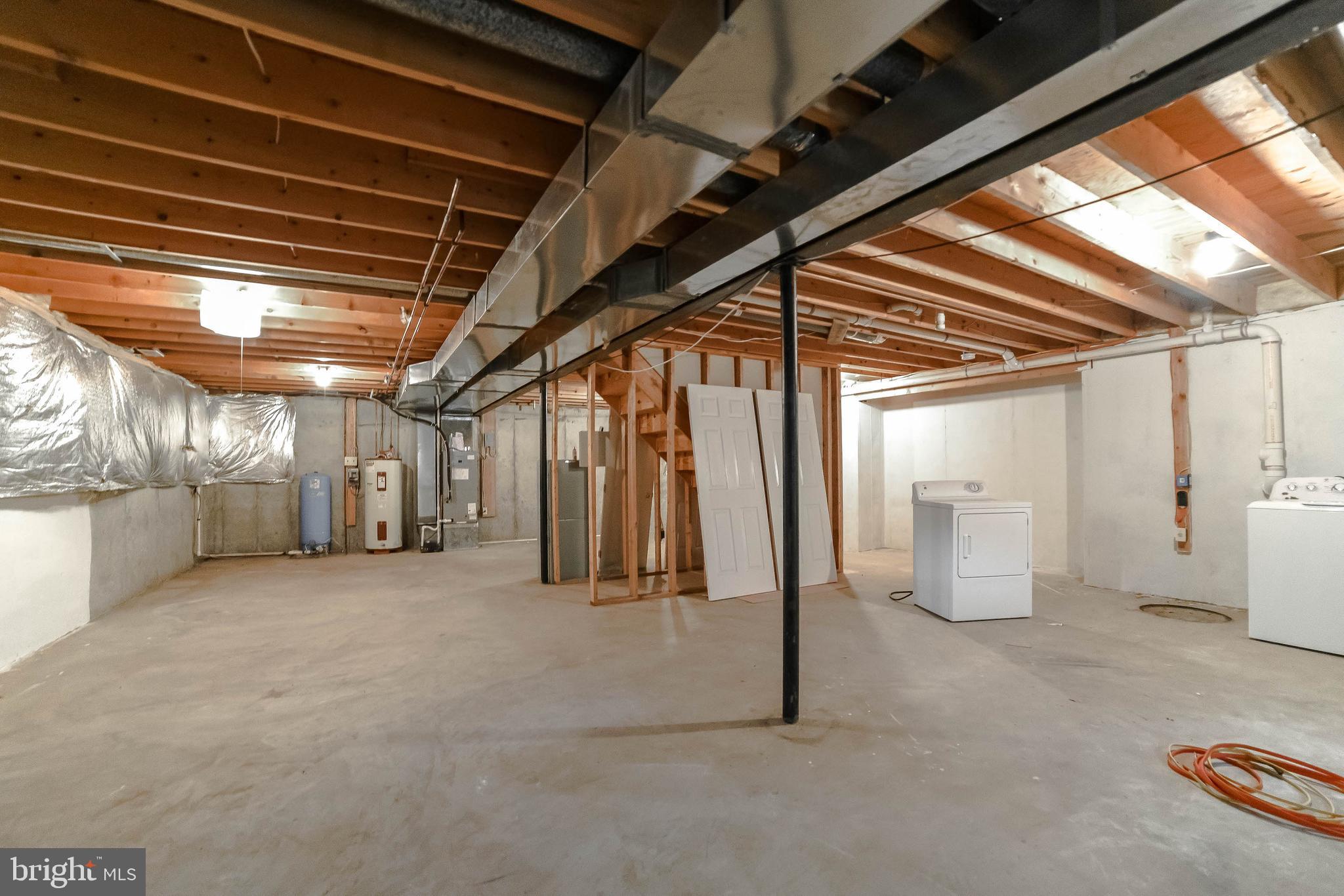 CRESCENT RUN - Residential