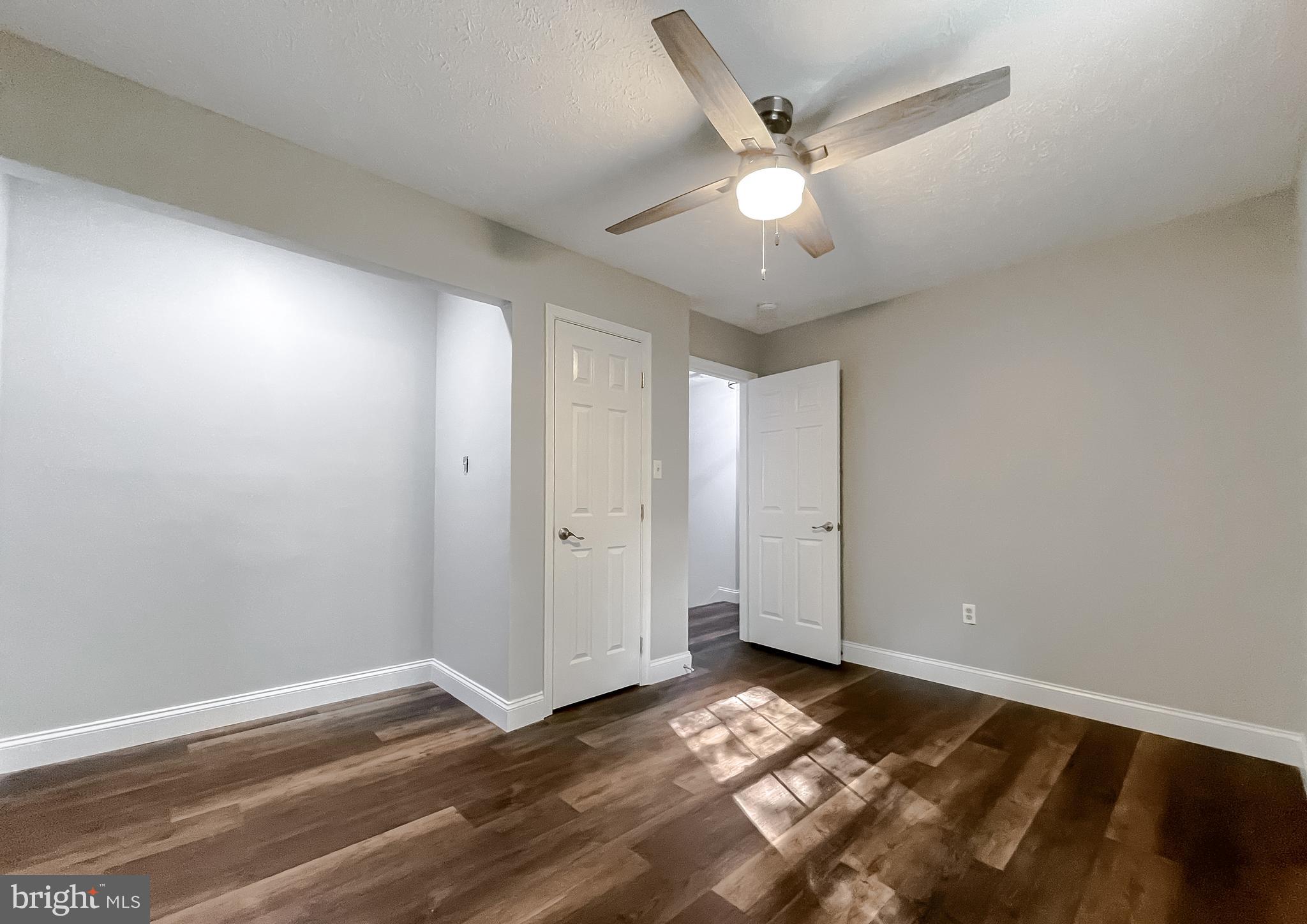 CRESCENT RUN - Residential