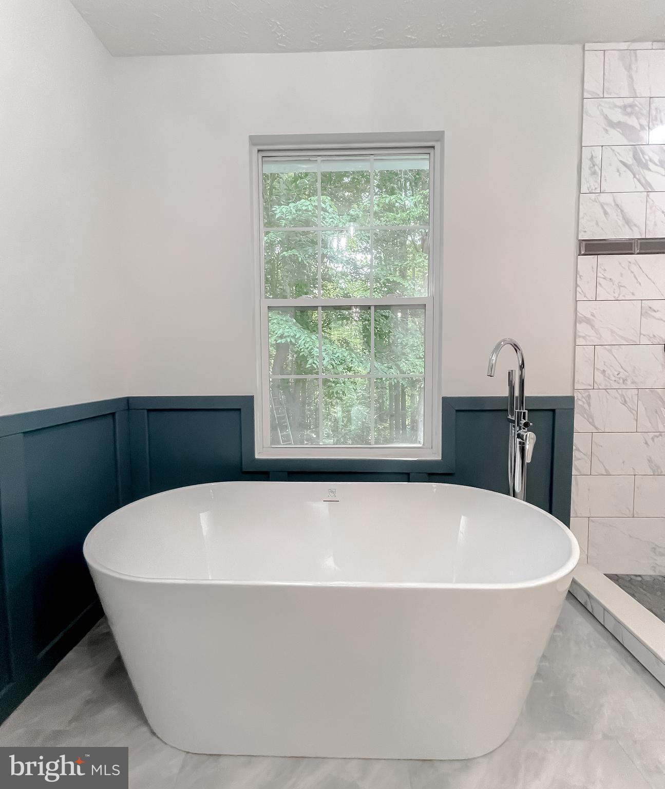 CRESCENT RUN - Residential