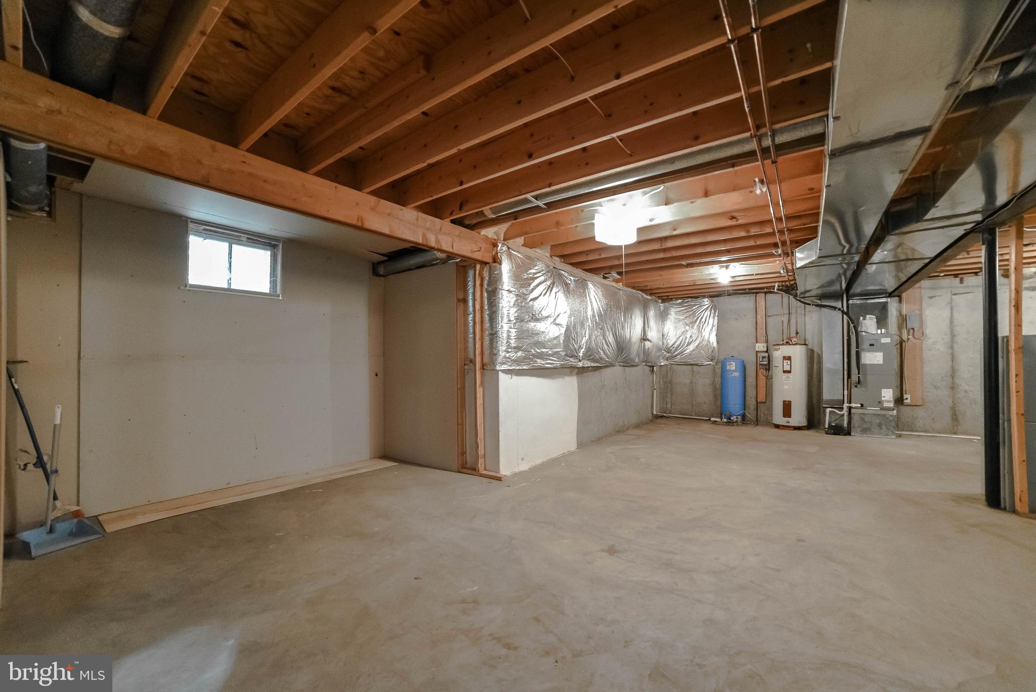 CRESCENT RUN - Residential