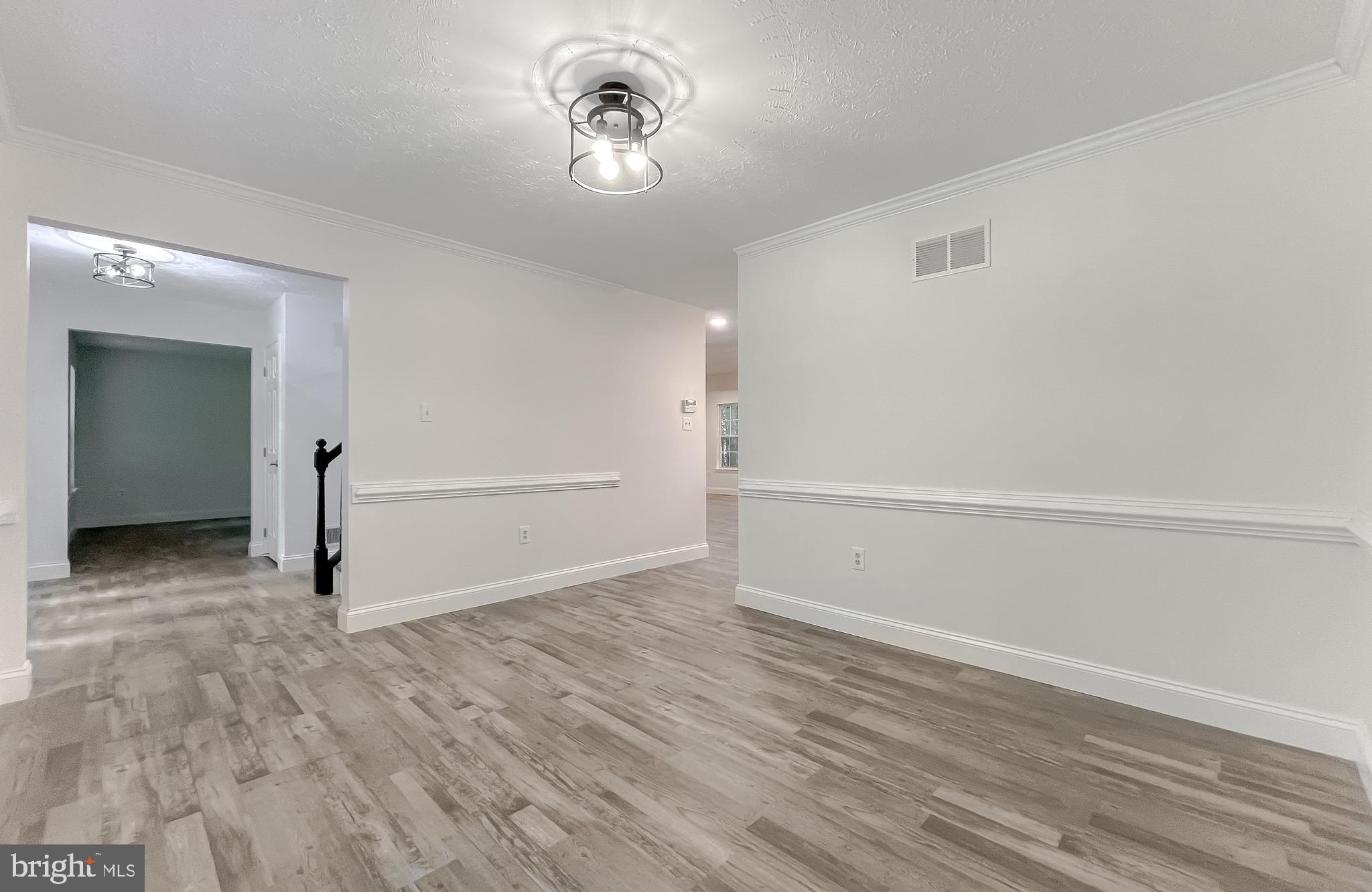 CRESCENT RUN - Residential