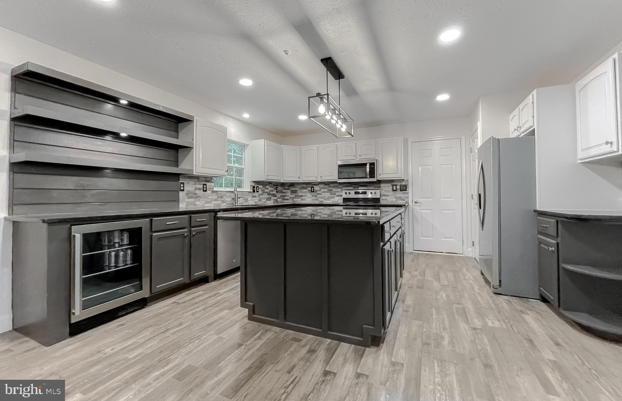 CRESCENT RUN - Residential