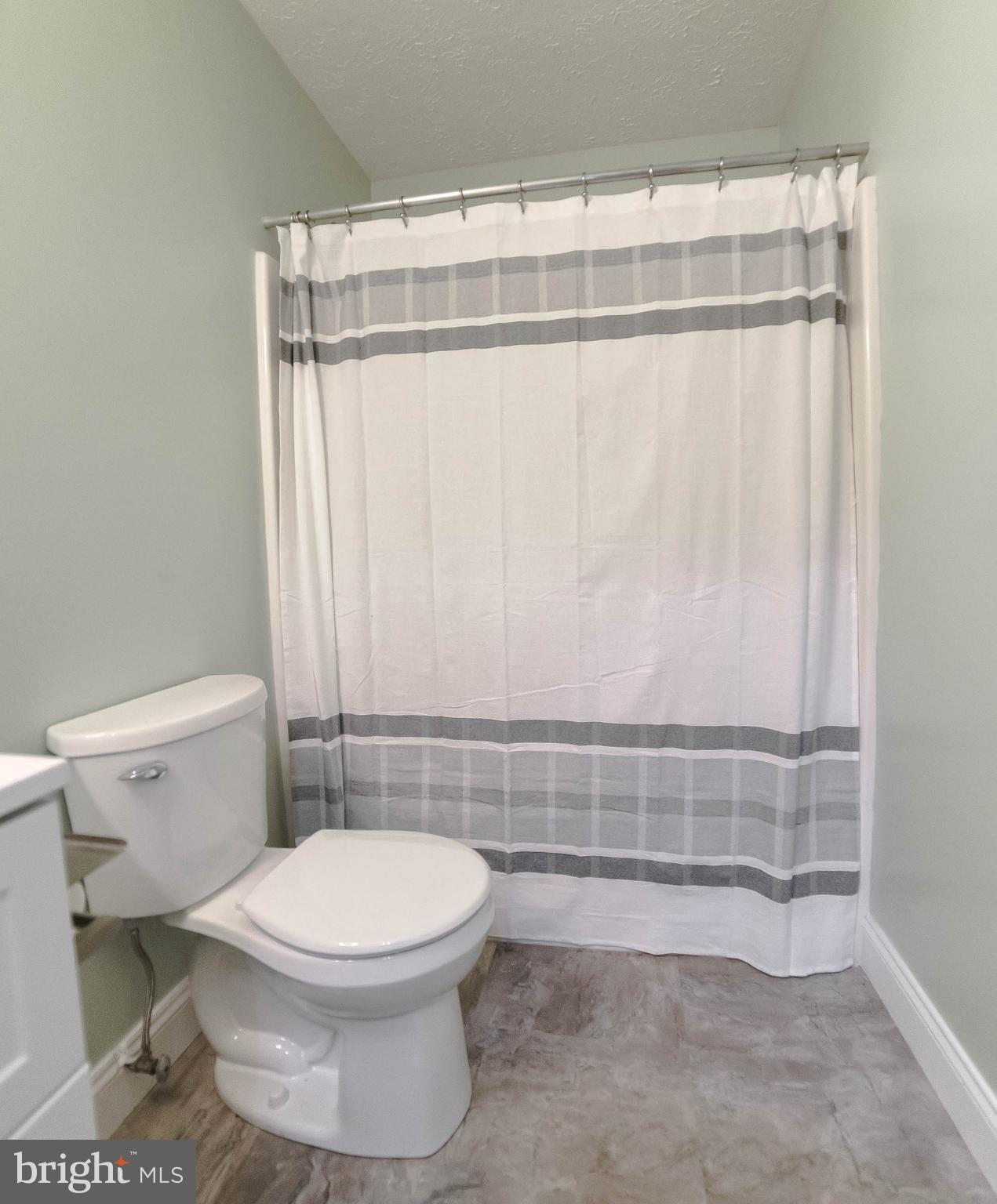 CRESCENT RUN - Residential