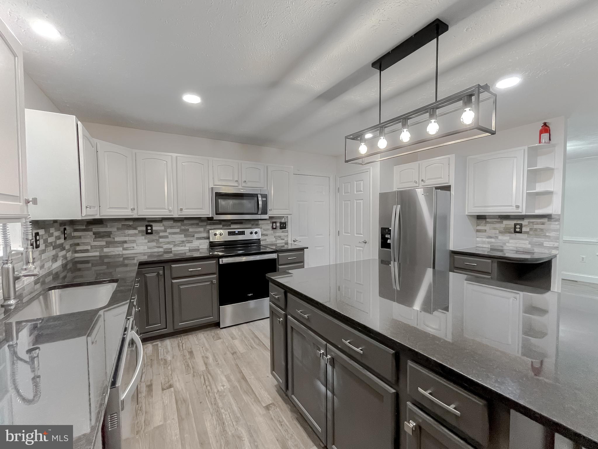 CRESCENT RUN - Residential