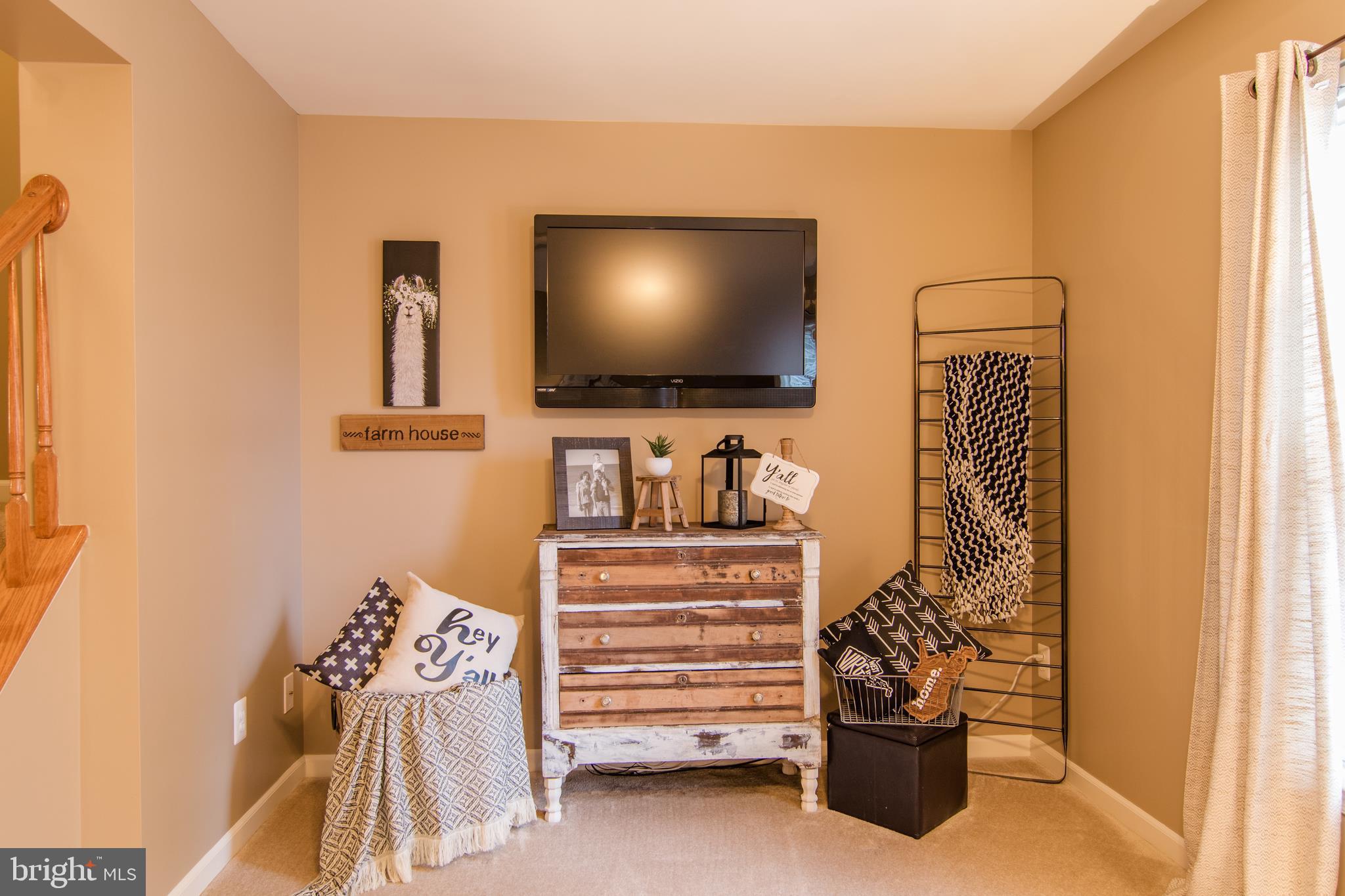 LAKELAND PLACE - Residential