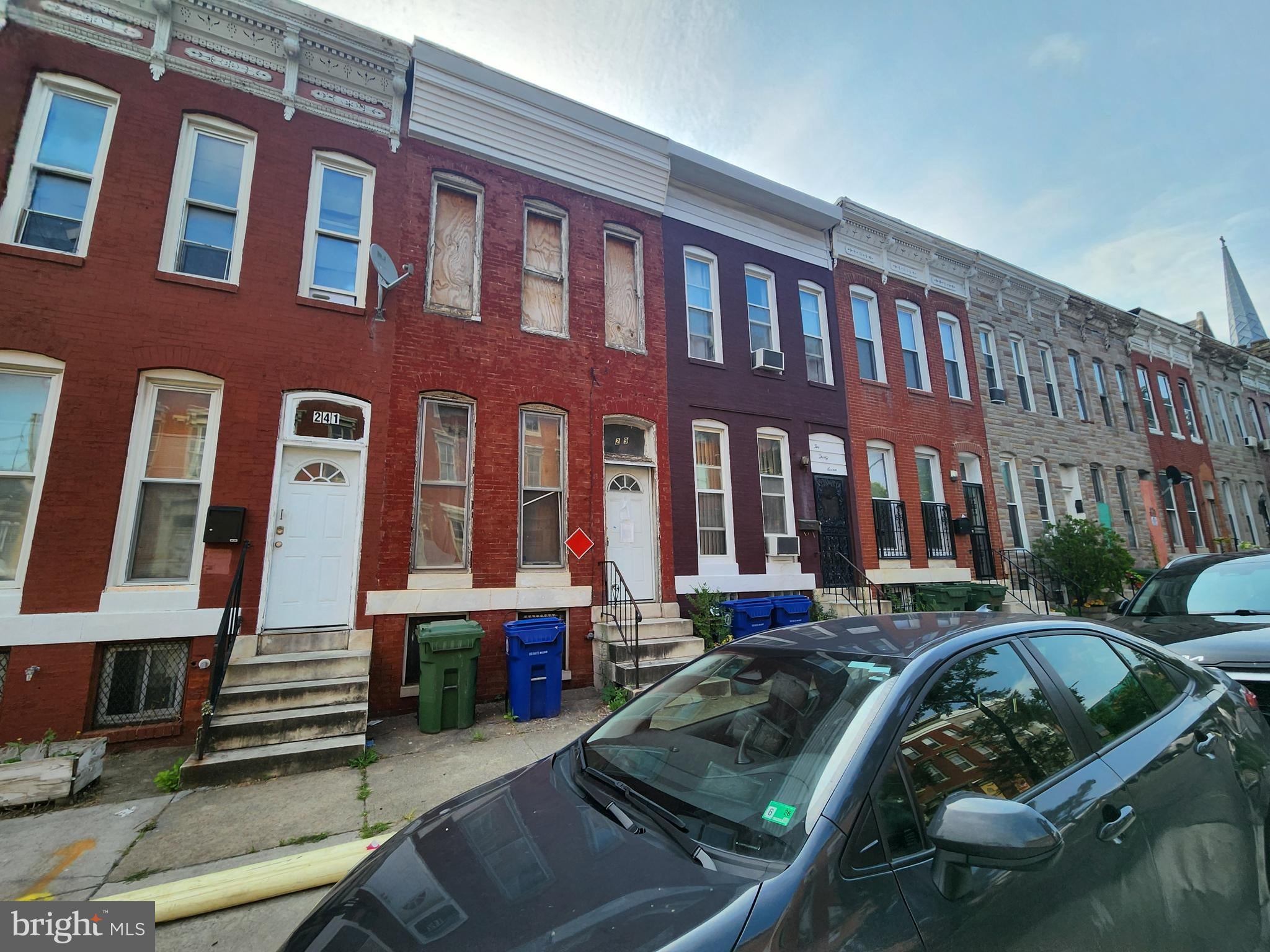 239 N CAREY STREET