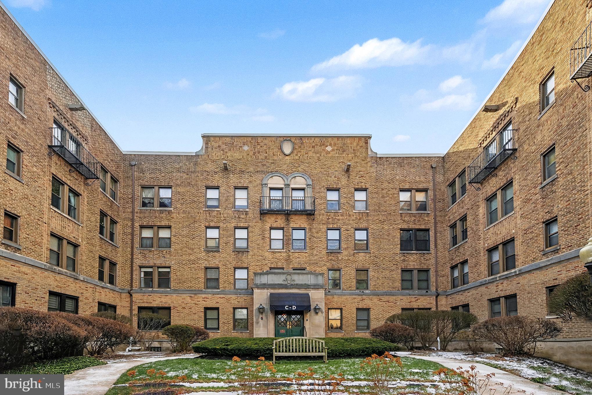 LAKESIDE - Residential