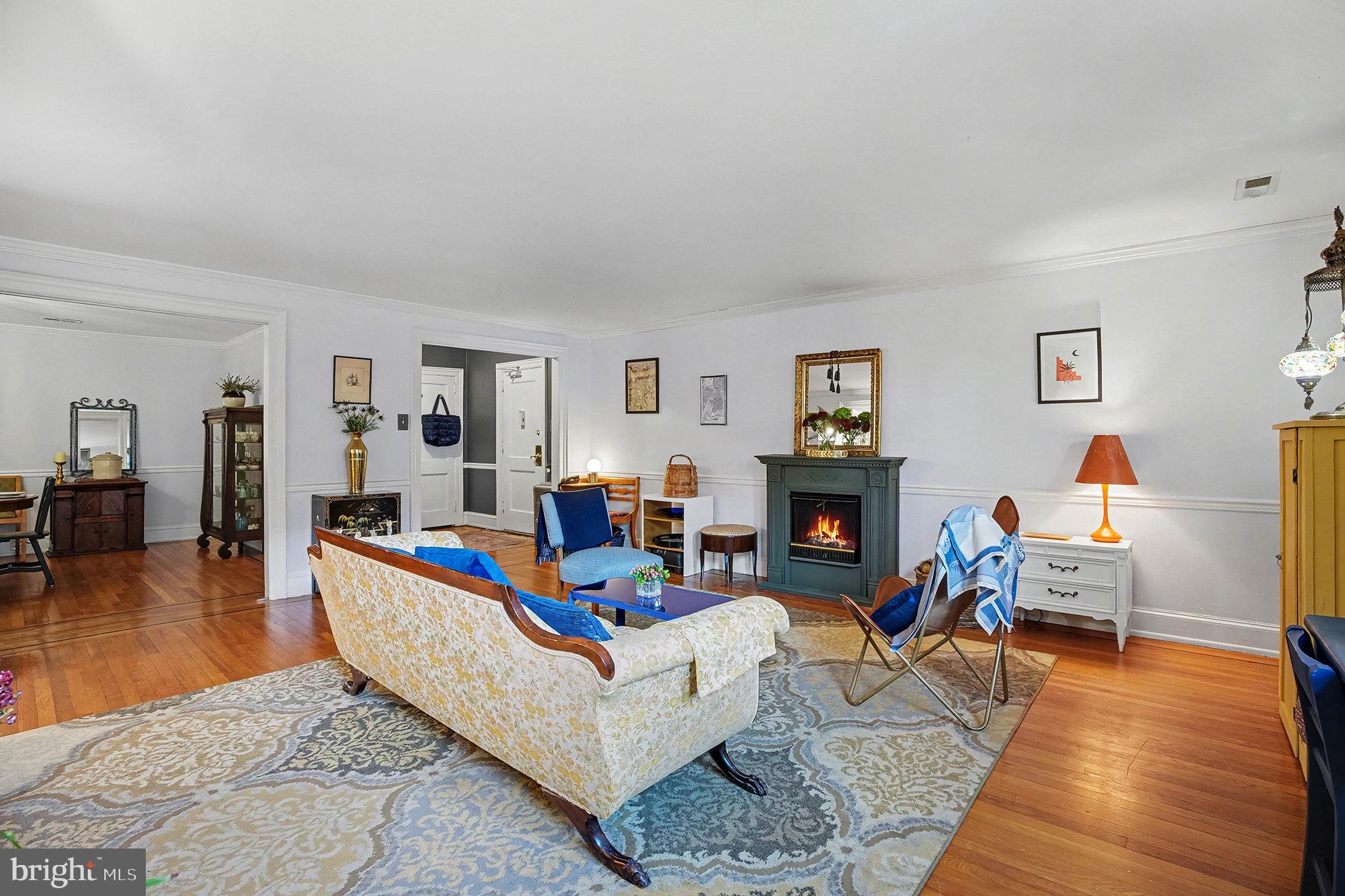 LAKESIDE - Residential