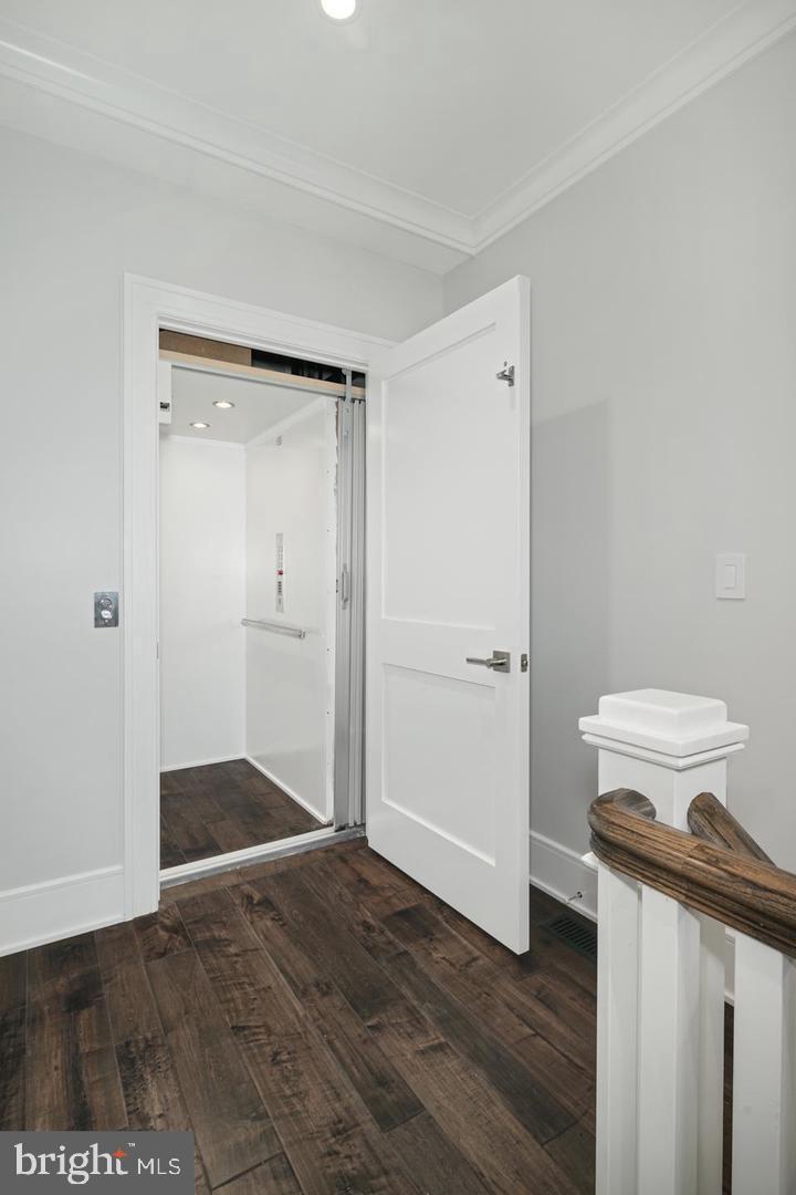 GRADUATE HOSPITAL - Residential