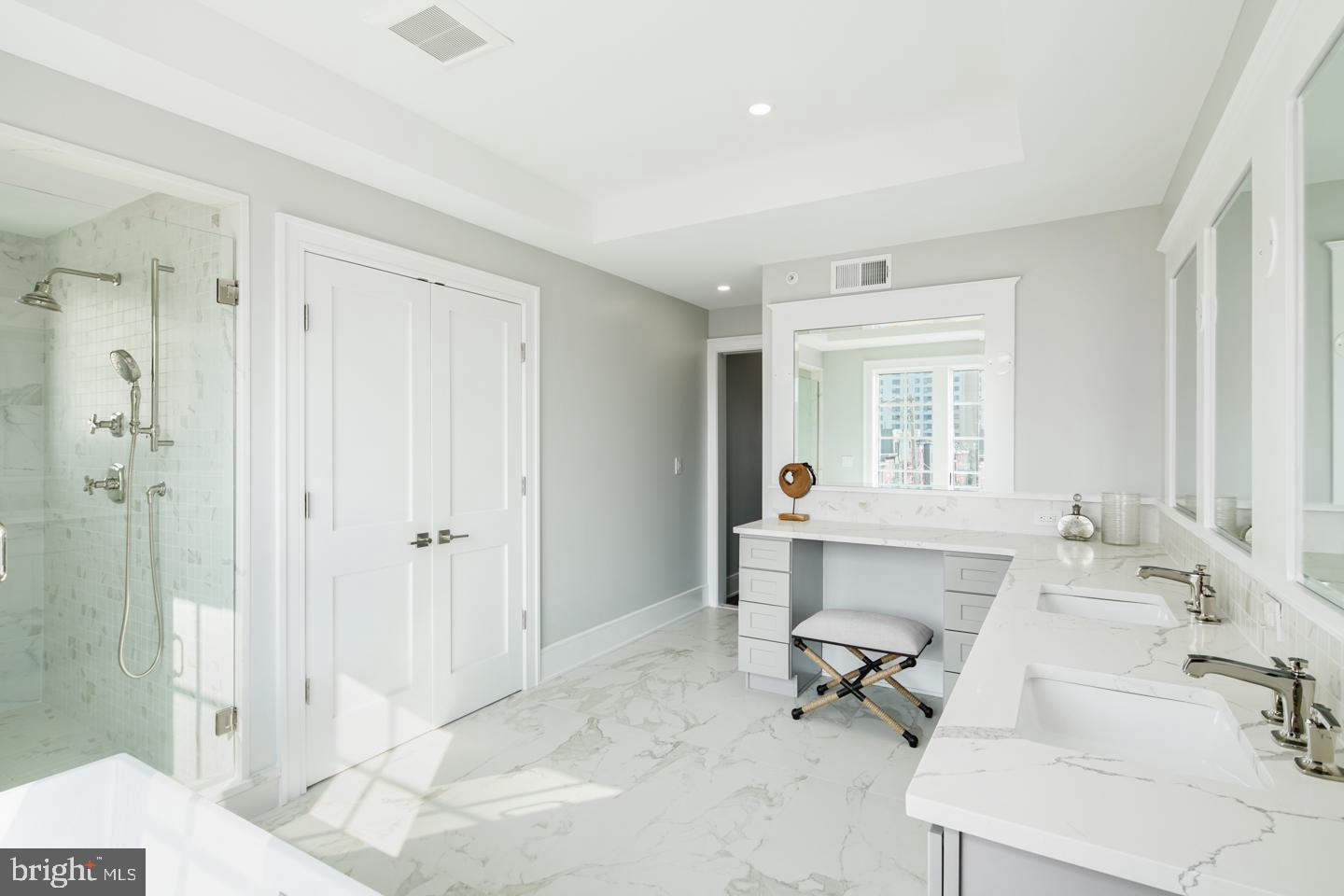 GRADUATE HOSPITAL - Residential