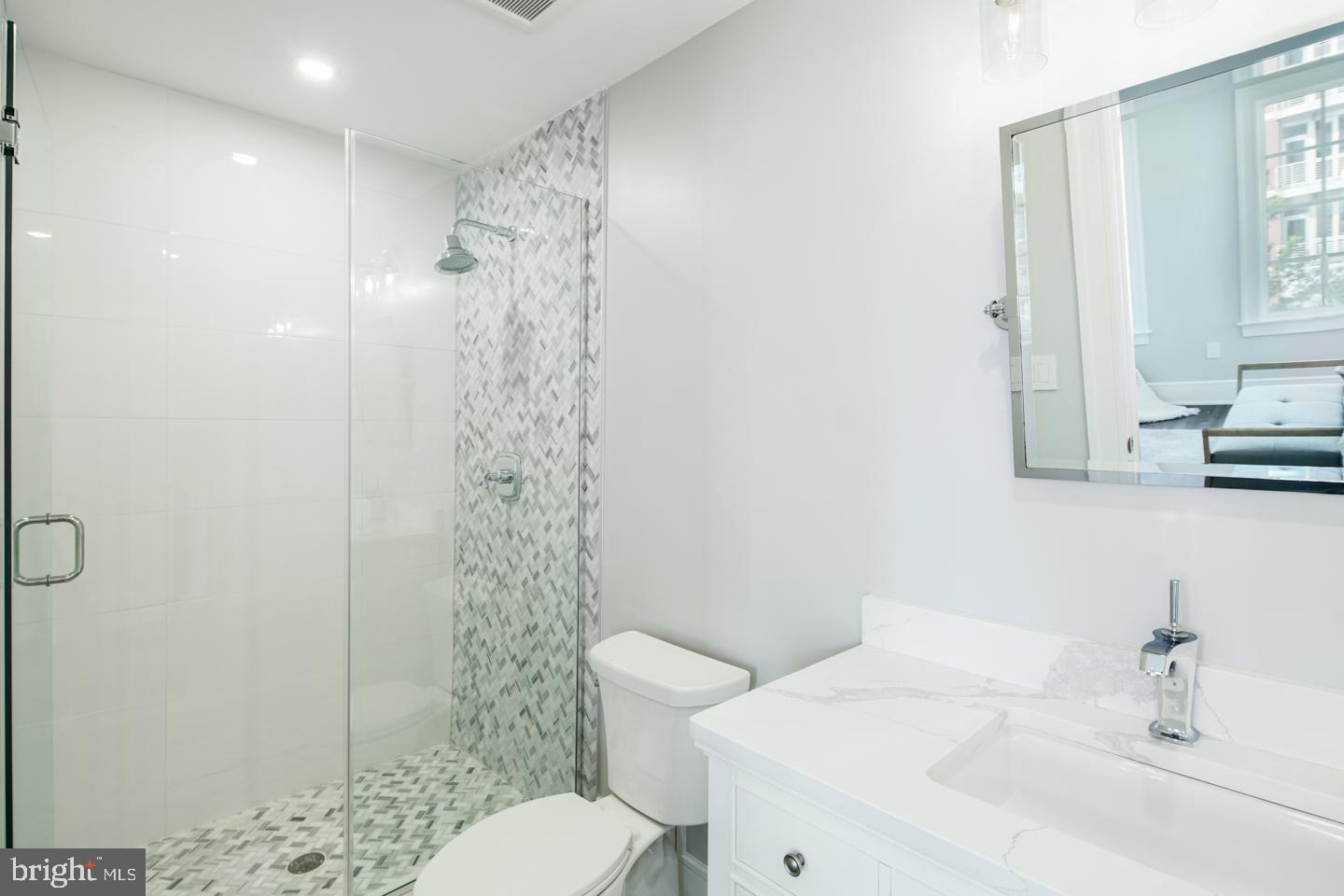 GRADUATE HOSPITAL - Residential