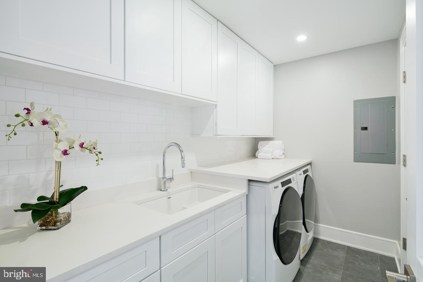 GRADUATE HOSPITAL - Residential