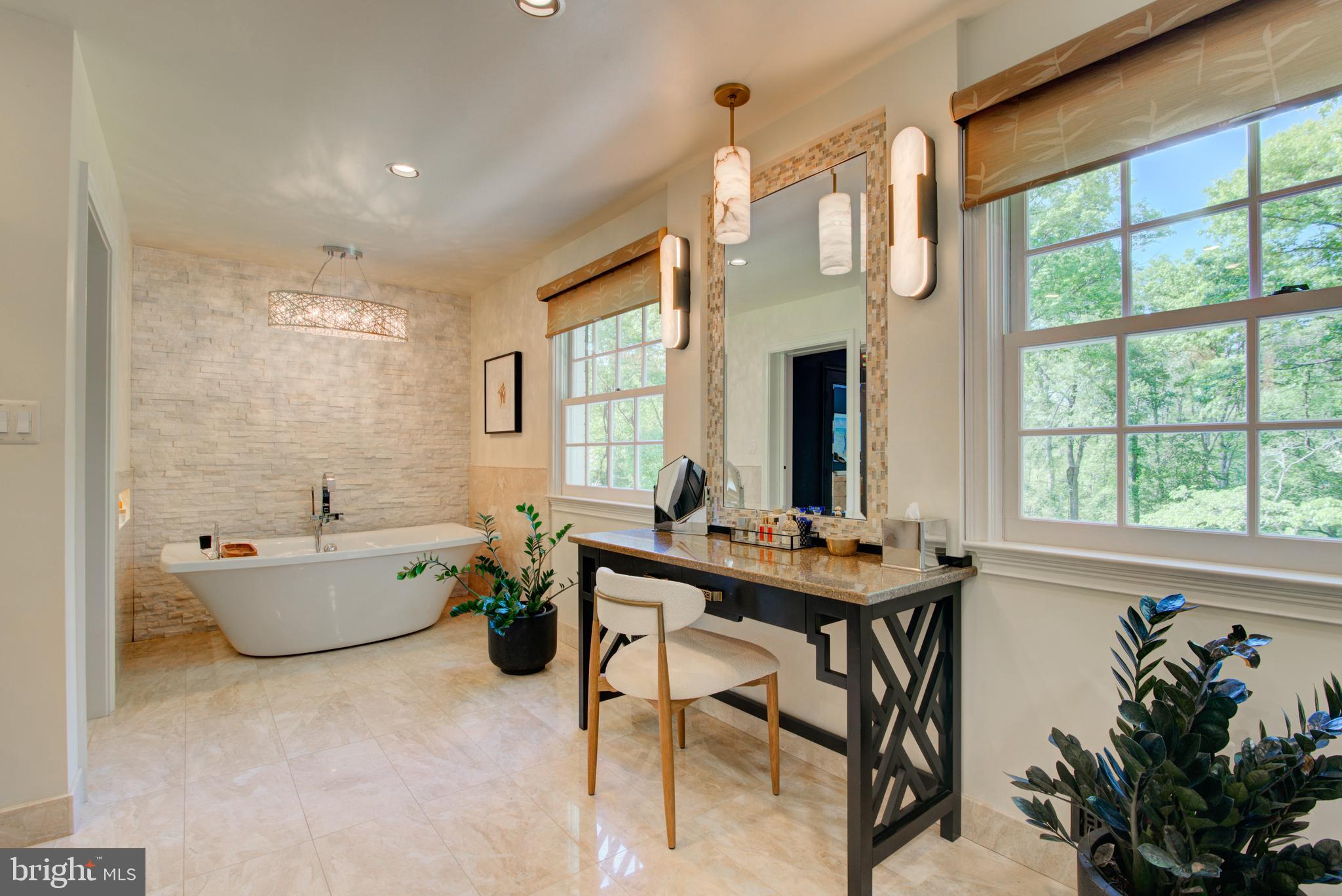 FOX LAKE - Residential