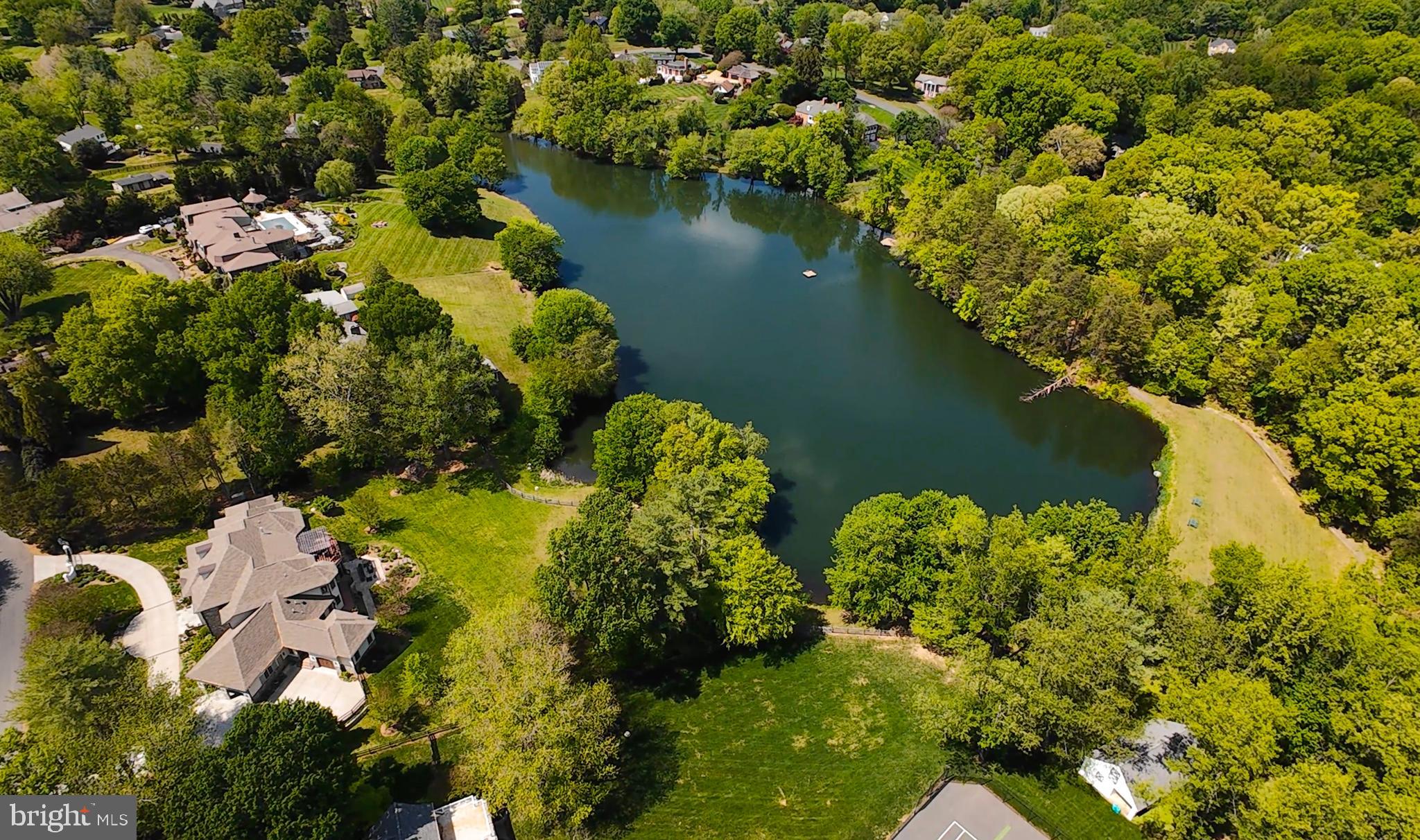 FOX LAKE - Residential