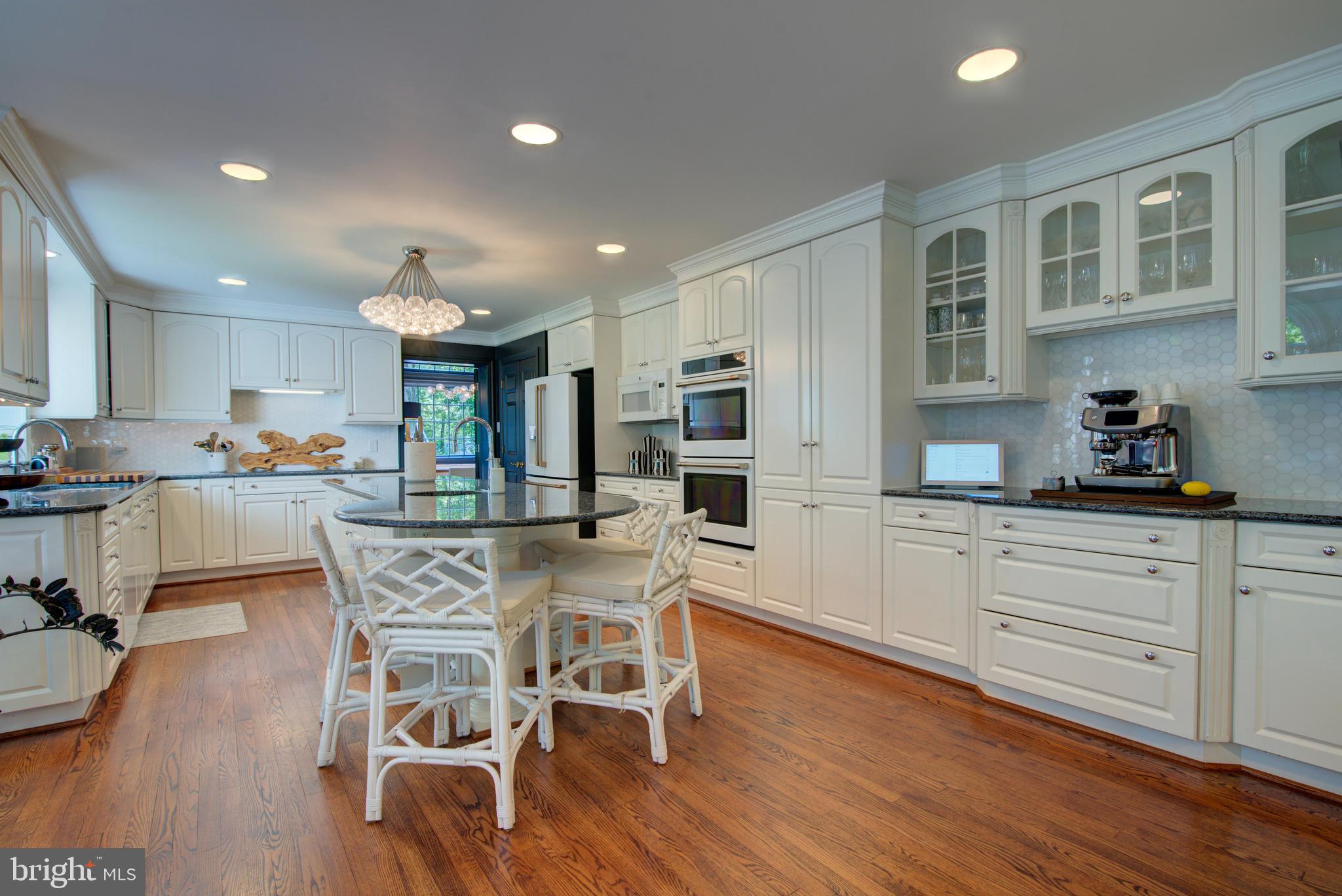 FOX LAKE - Residential