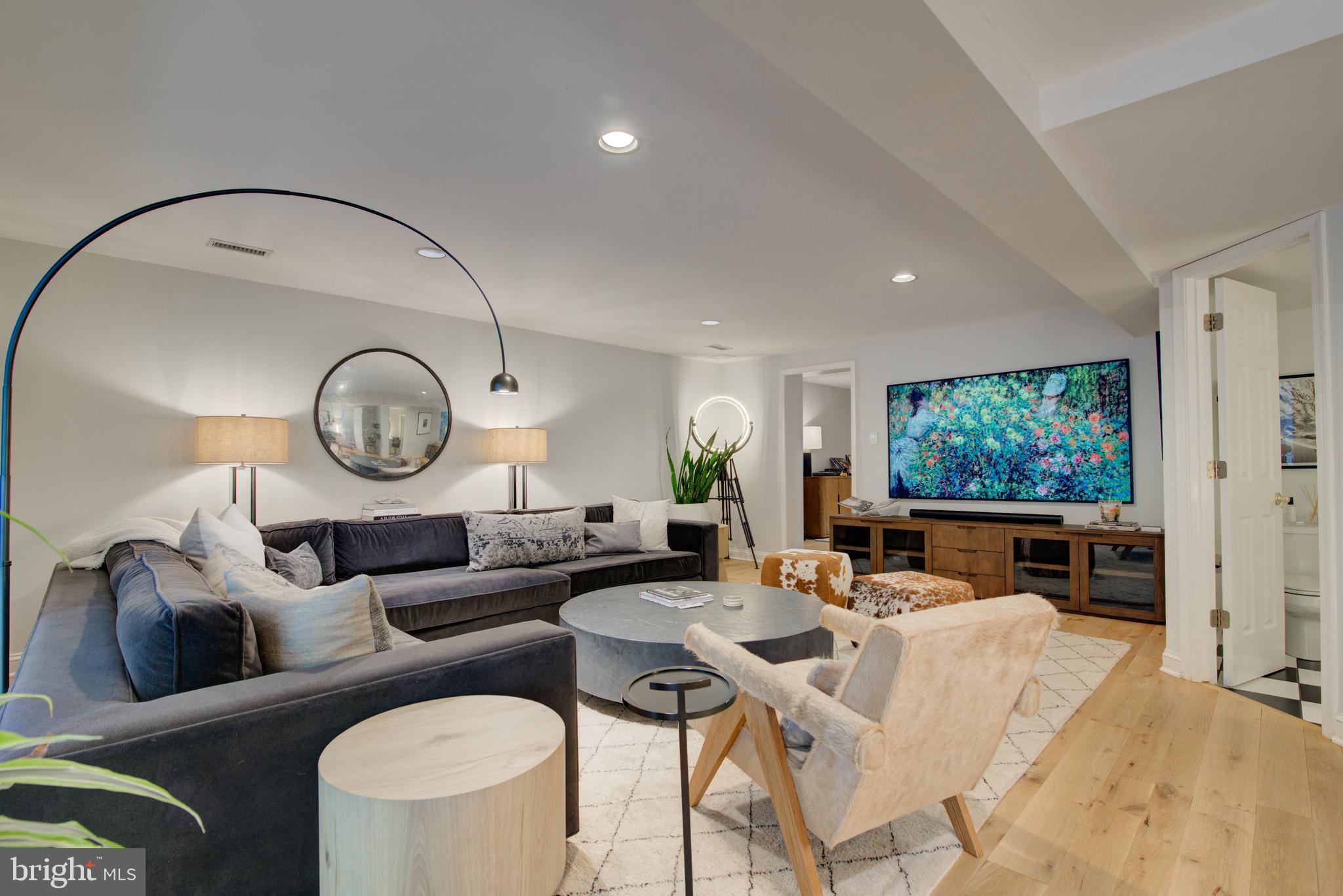 FOX LAKE - Residential