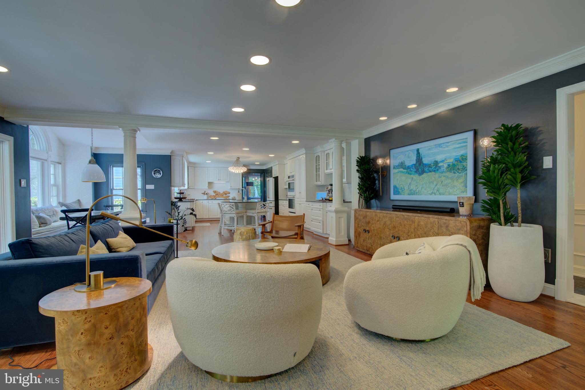 FOX LAKE - Residential