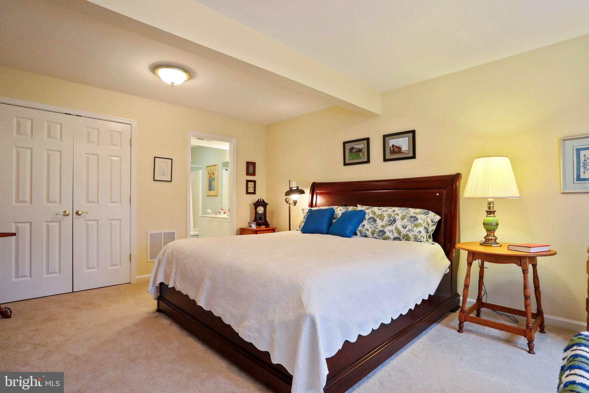 FERNBANK - Residential