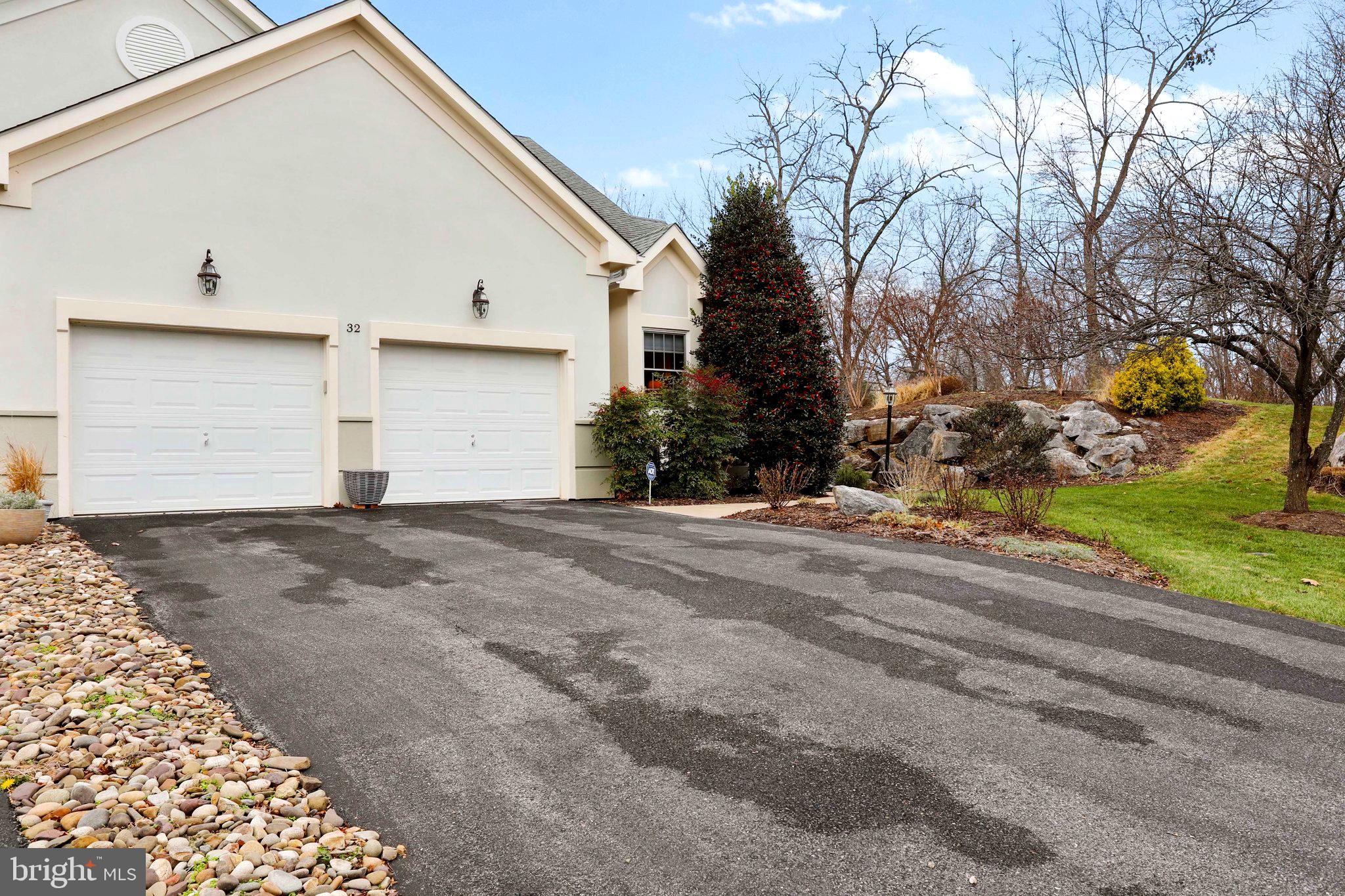 FERNBANK - Residential