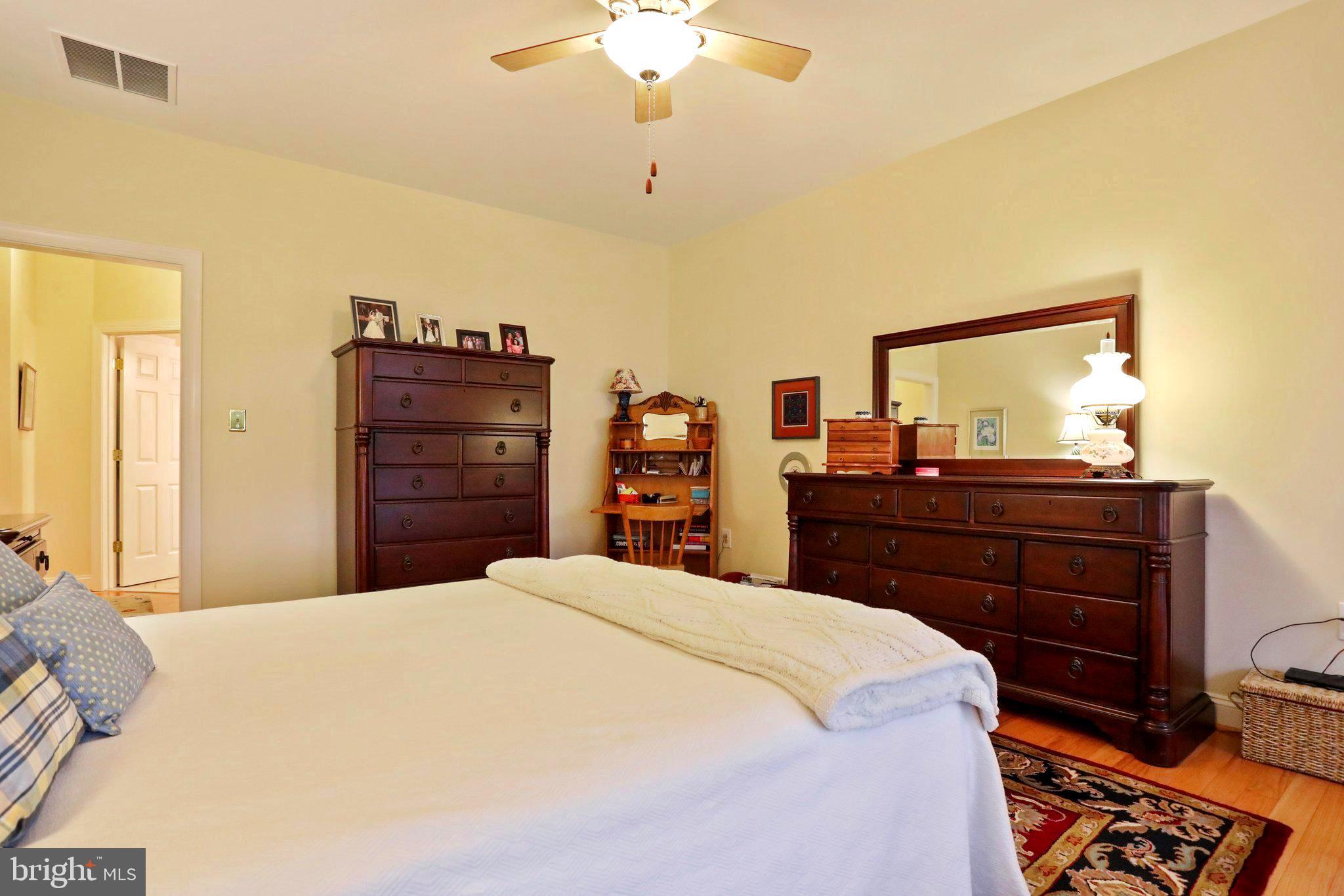 FERNBANK - Residential